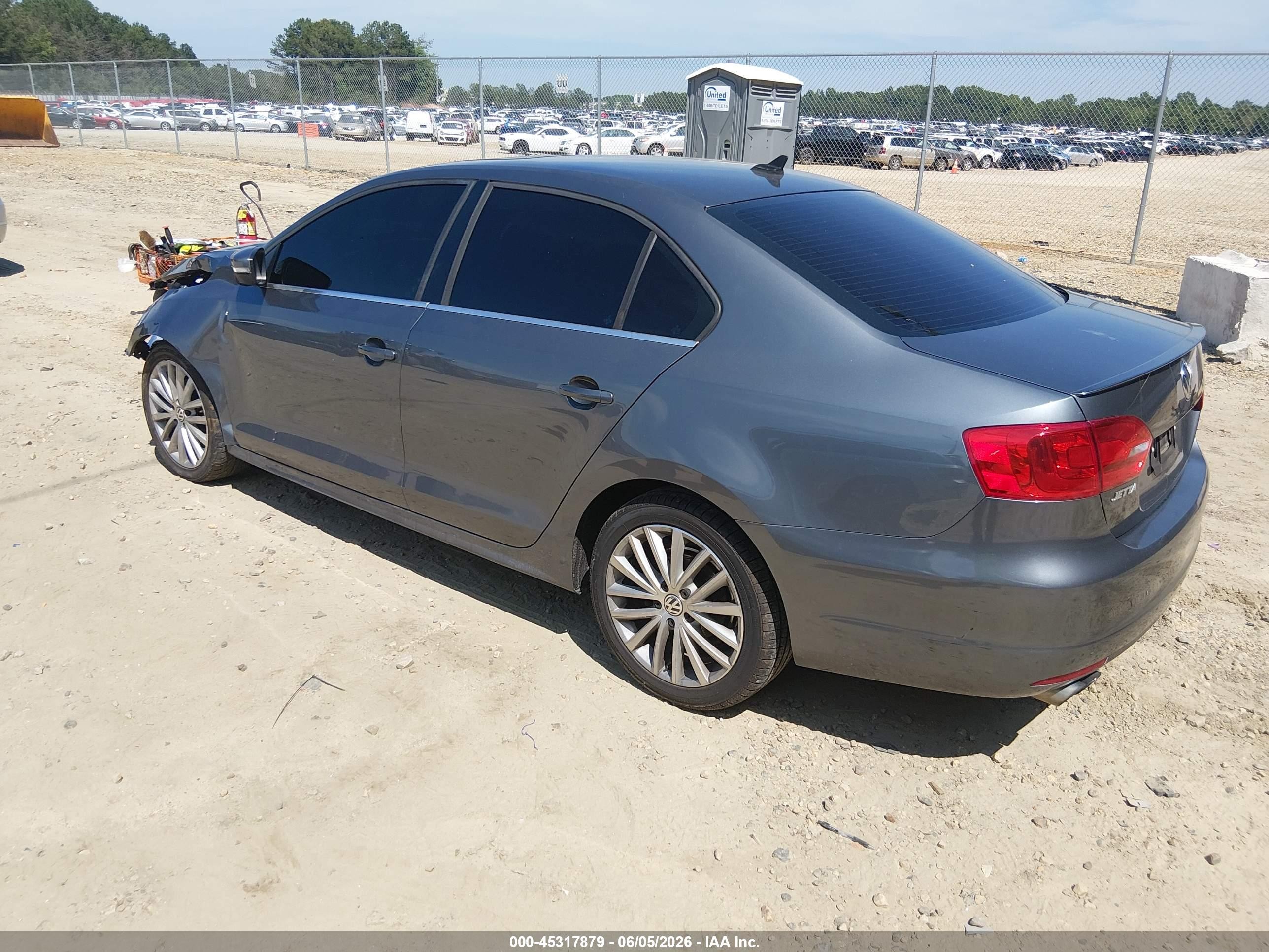 2014 Volkswagen Jetta 2.0l Tdi Gray vin: 3VWLL7AJ1EM443649