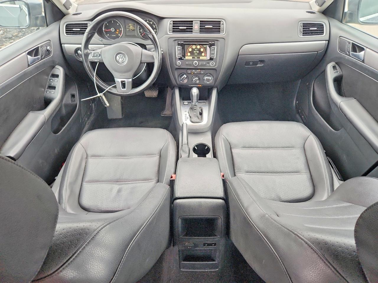 2014 Volkswagen Jetta Tdi Gray vin: 3VWLL7AJ1EM445630
