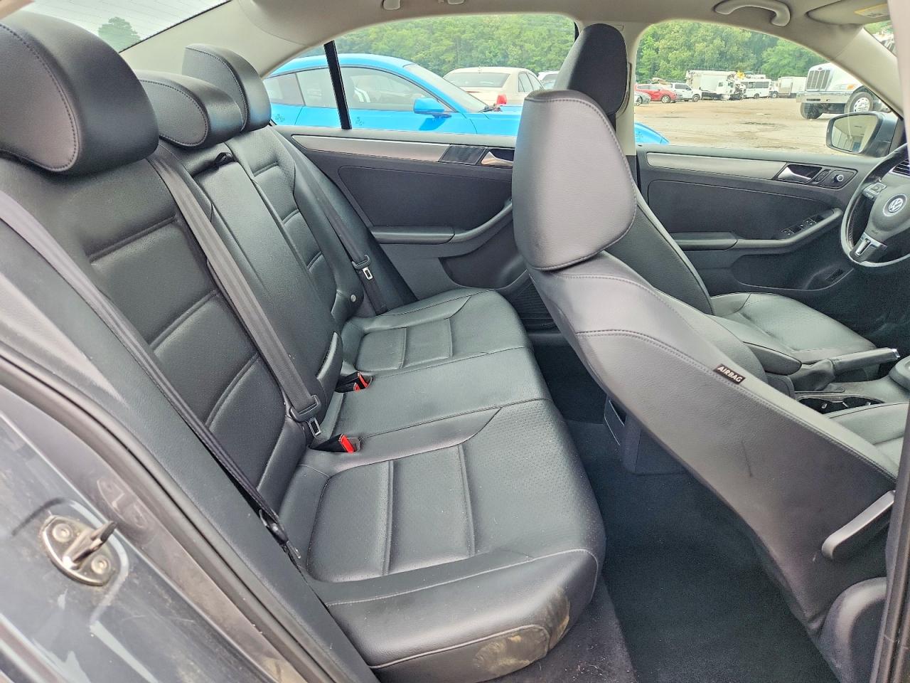 2014 Volkswagen Jetta Tdi Gray vin: 3VWLL7AJ1EM445630