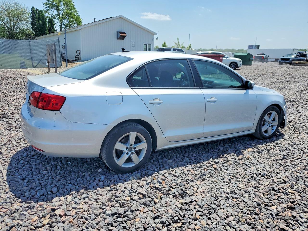 2012 Volkswagen Jetta Tdi Silver vin: 3VWLL7AJ2CM026490