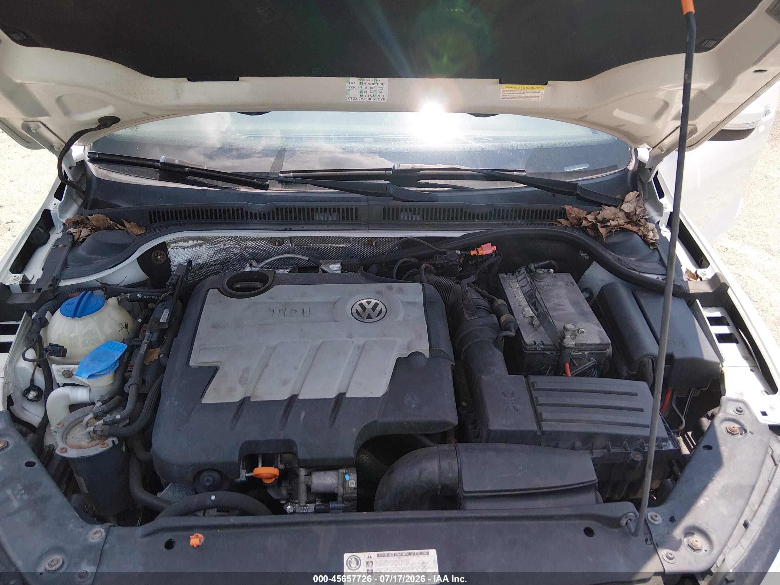 2012 Volkswagen Jetta 2.0l Tdi Белый vin: 3VWLL7AJ2CM033021