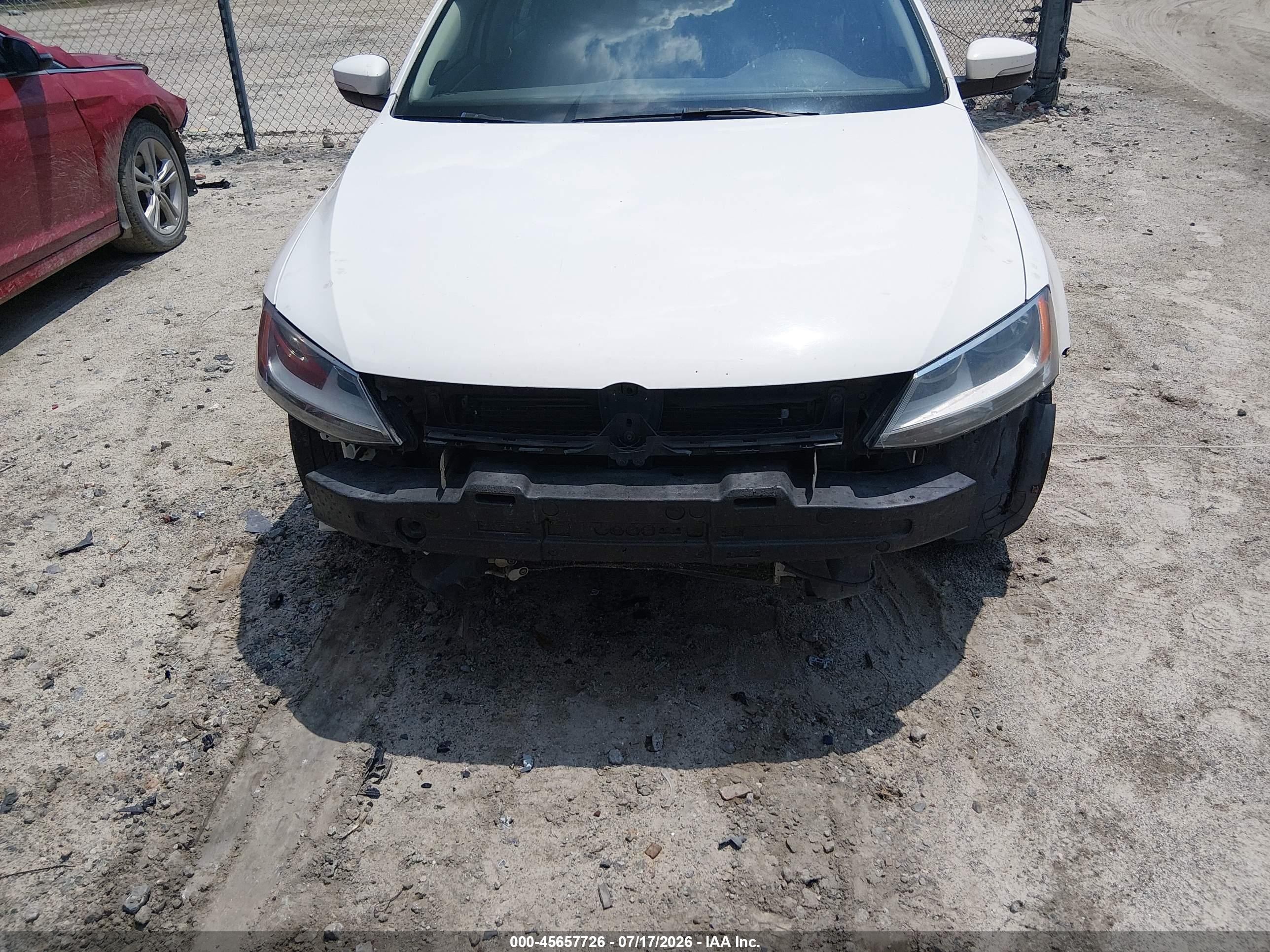 2012 Volkswagen Jetta 2.0l Tdi Белый vin: 3VWLL7AJ2CM033021