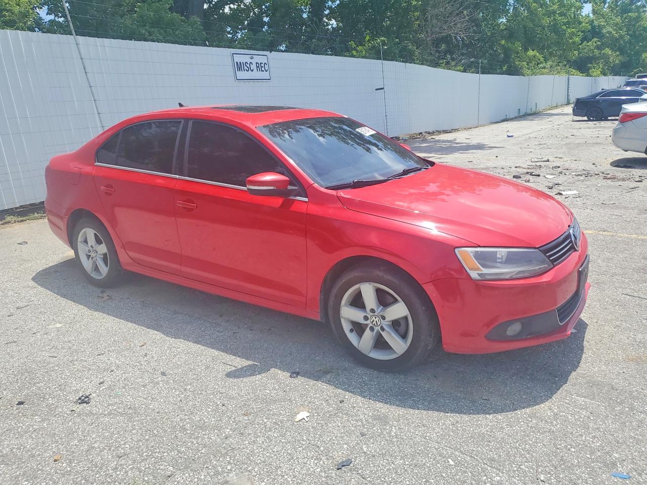 2012 Volkswagen Jetta Tdi Red vin: 3VWLL7AJ2CM393518