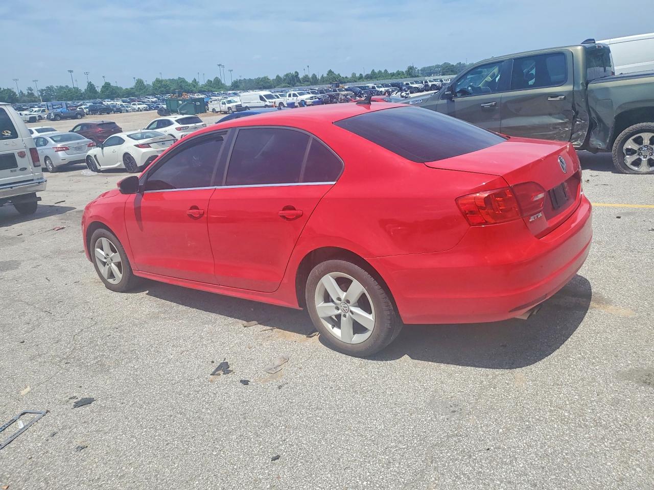 2012 Volkswagen Jetta Tdi Red vin: 3VWLL7AJ2CM393518