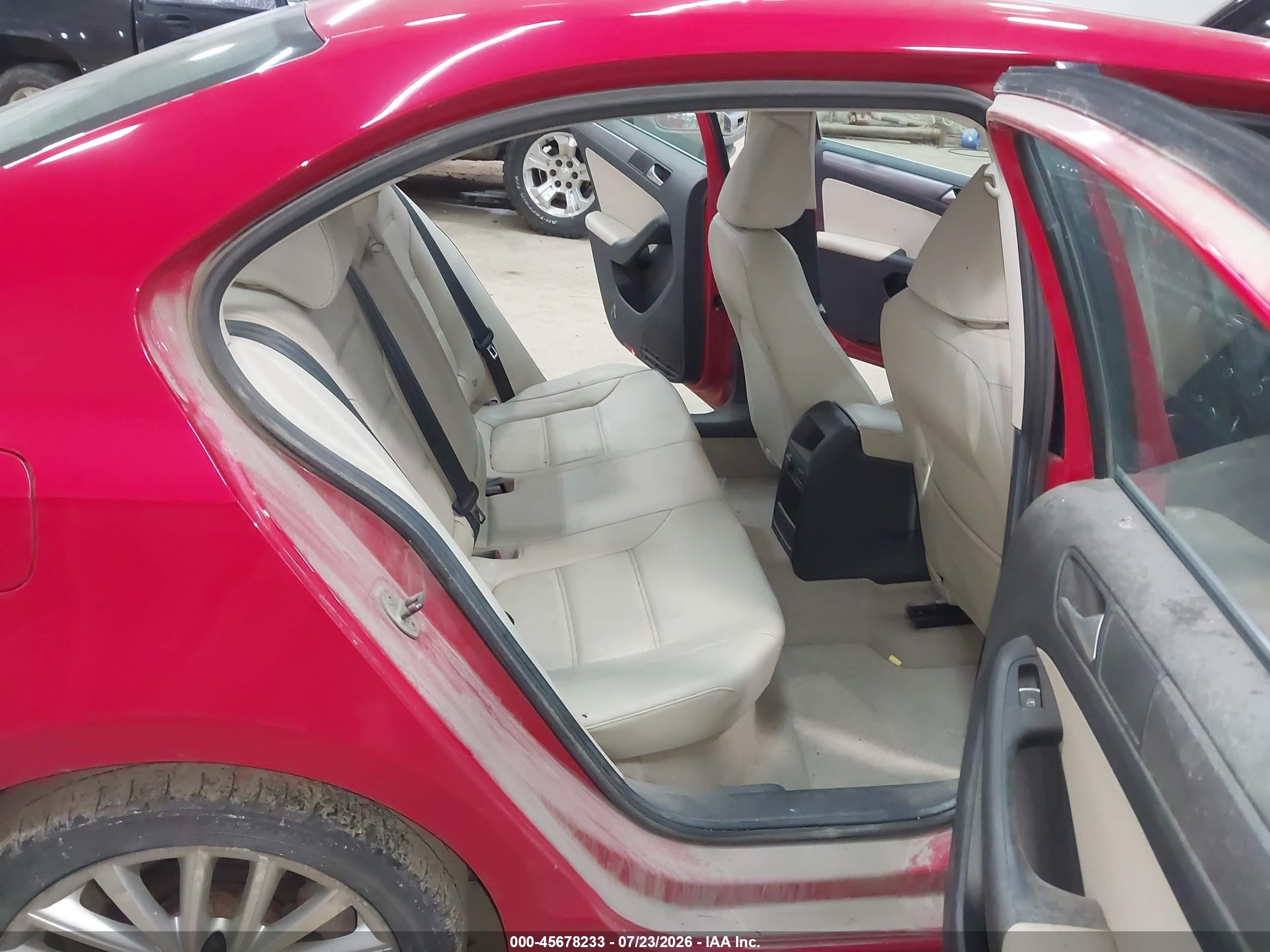 2013 Volkswagen Jetta 2.0l Tdi Red vin: 3VWLL7AJ2DM202715