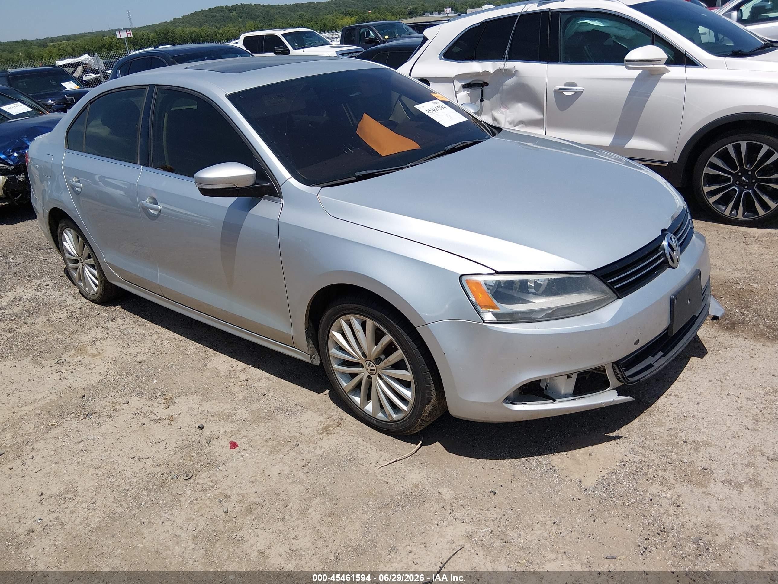2013 Volkswagen Jetta 2.0l Tdi Silver vin: 3VWLL7AJ2DM419598
