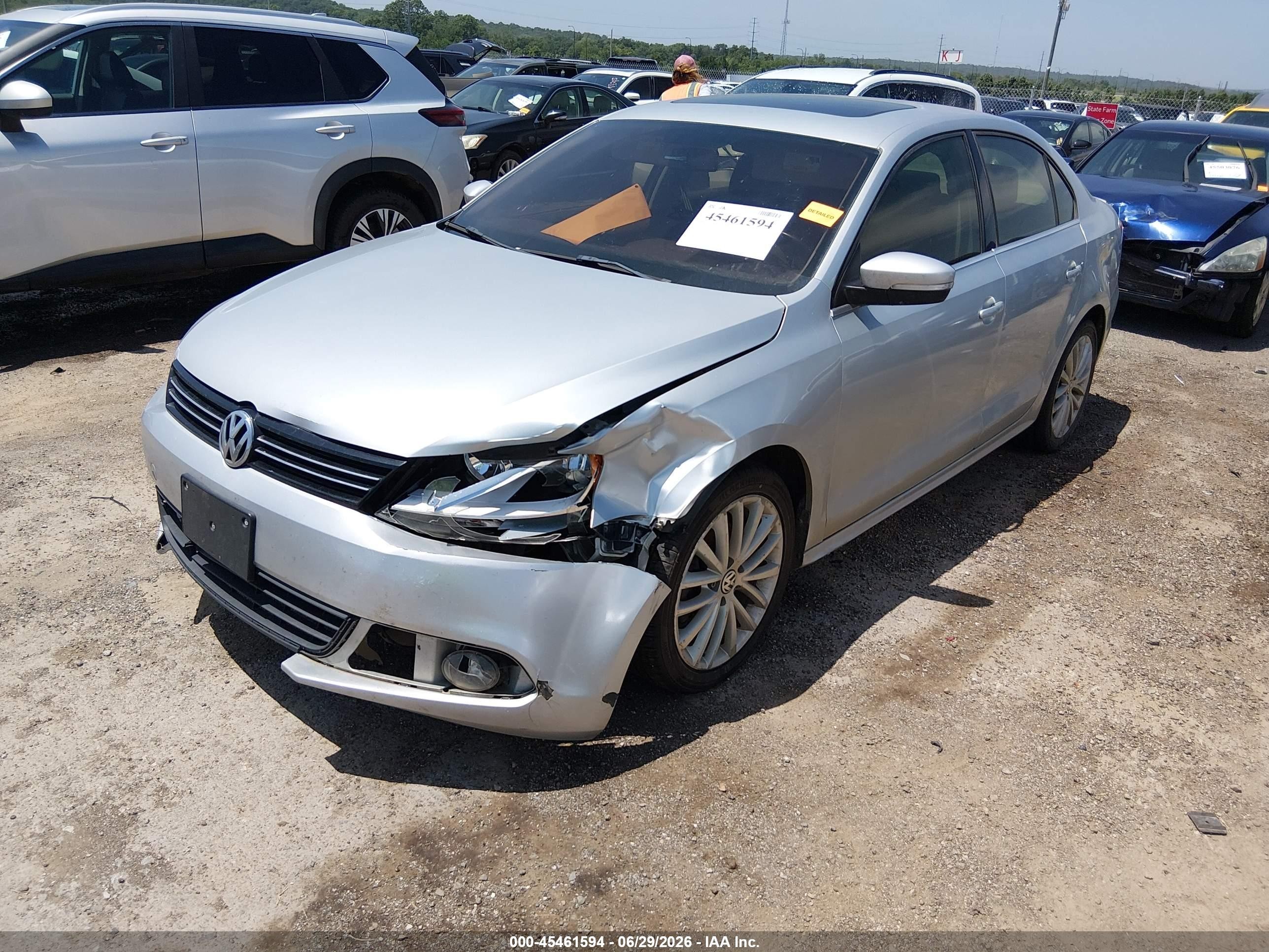 2013 Volkswagen Jetta 2.0l Tdi Silver vin: 3VWLL7AJ2DM419598