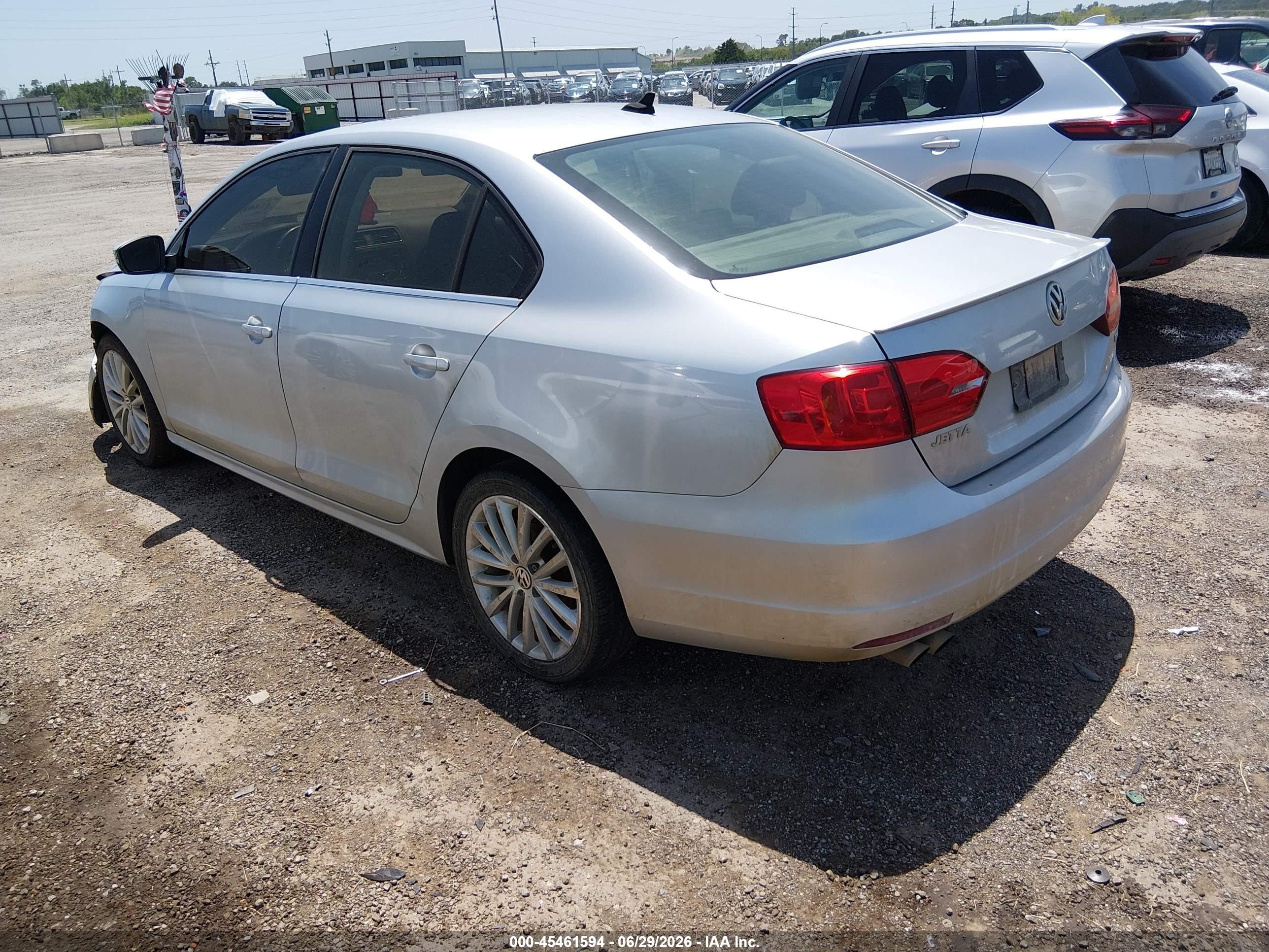 2013 Volkswagen Jetta 2.0l Tdi Silver vin: 3VWLL7AJ2DM419598