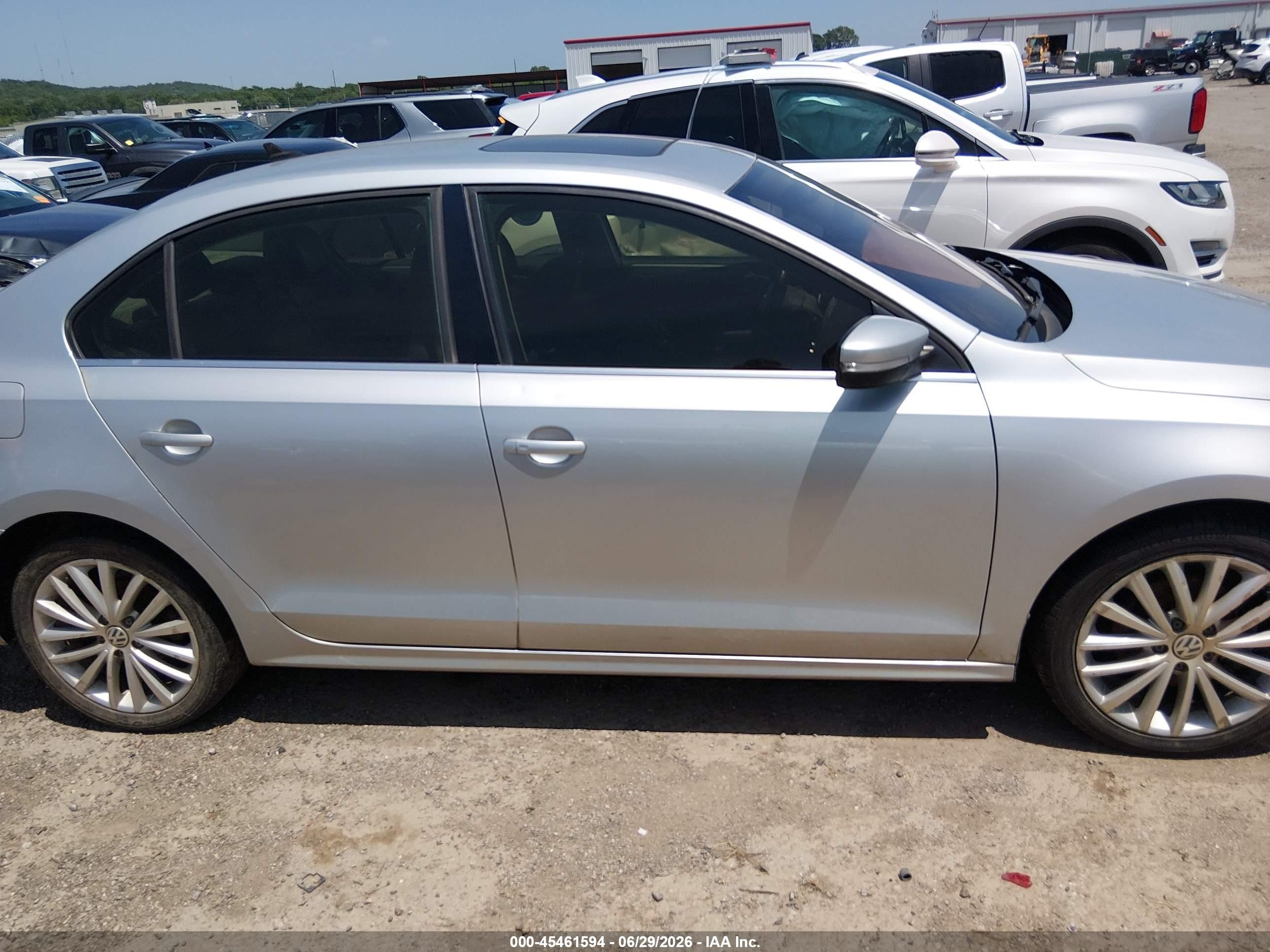 2013 Volkswagen Jetta 2.0l Tdi Silver vin: 3VWLL7AJ2DM419598