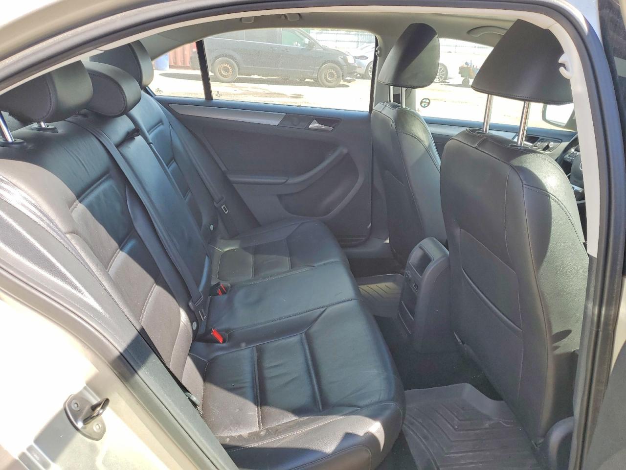 2014 Volkswagen Jetta Tdi Cream vin: 3VWLL7AJ2EM259112