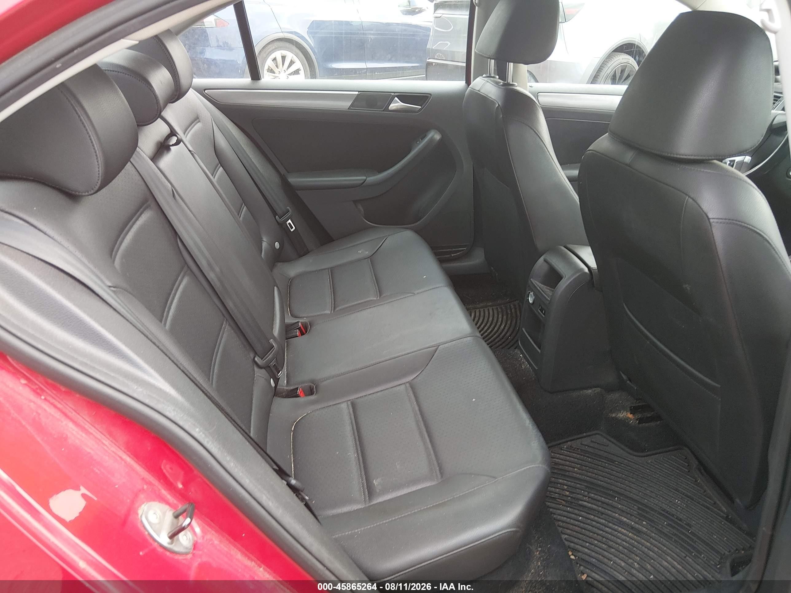 2014 Volkswagen Jetta 2.0l Tdi Red vin: 3VWLL7AJ2EM383316
