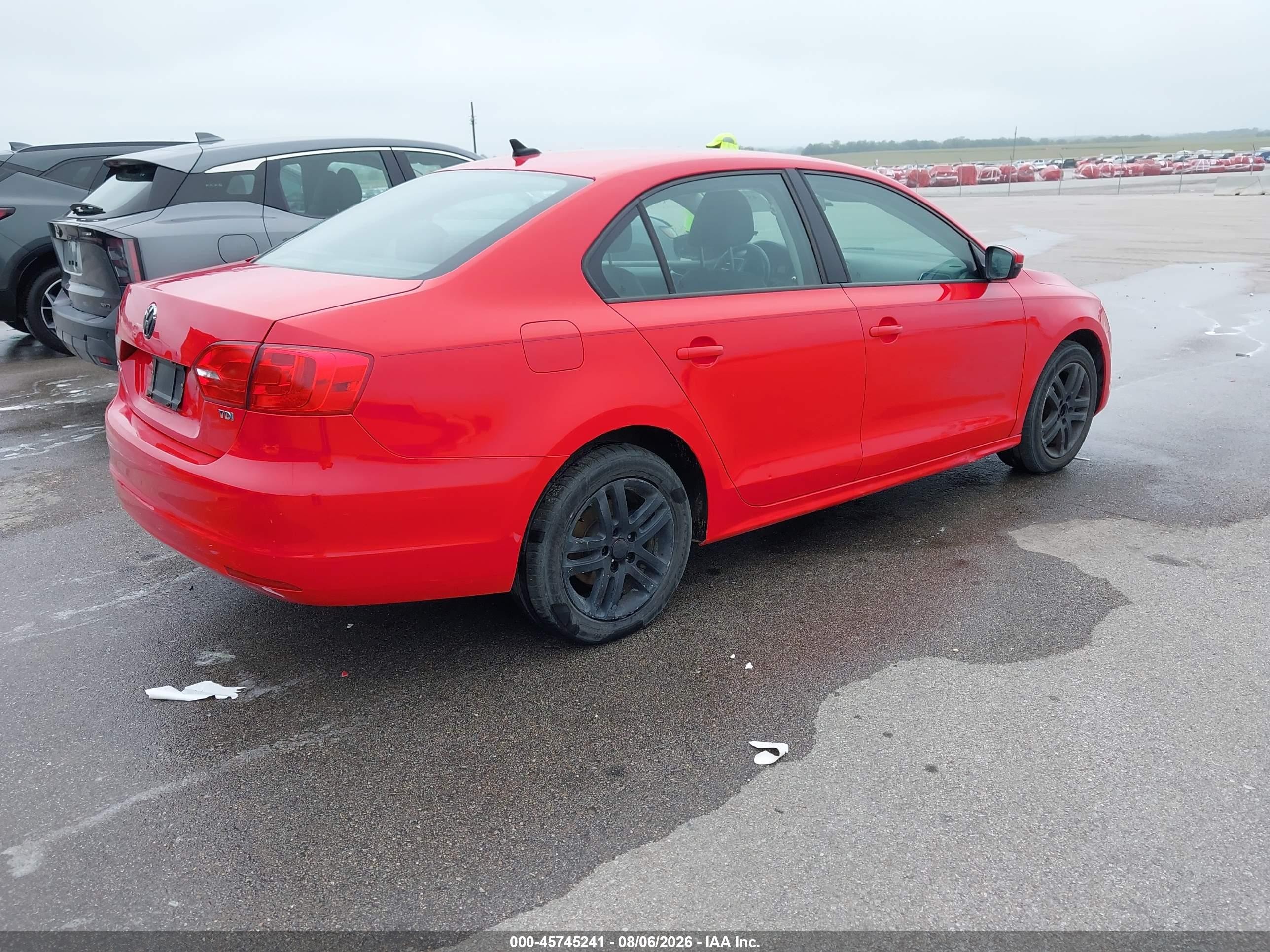 2012 Volkswagen Jetta 2.0l Tdi Red vin: 3VWLL7AJ3CM329066