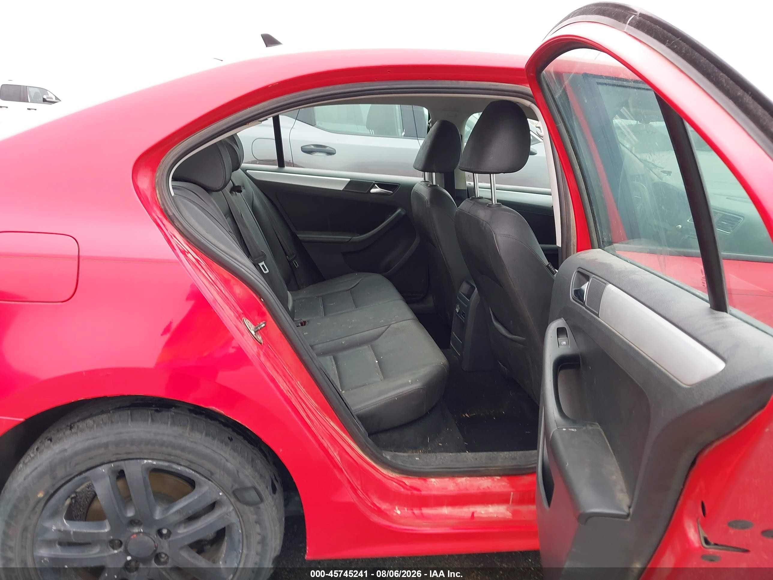 2012 Volkswagen Jetta 2.0l Tdi Red vin: 3VWLL7AJ3CM329066