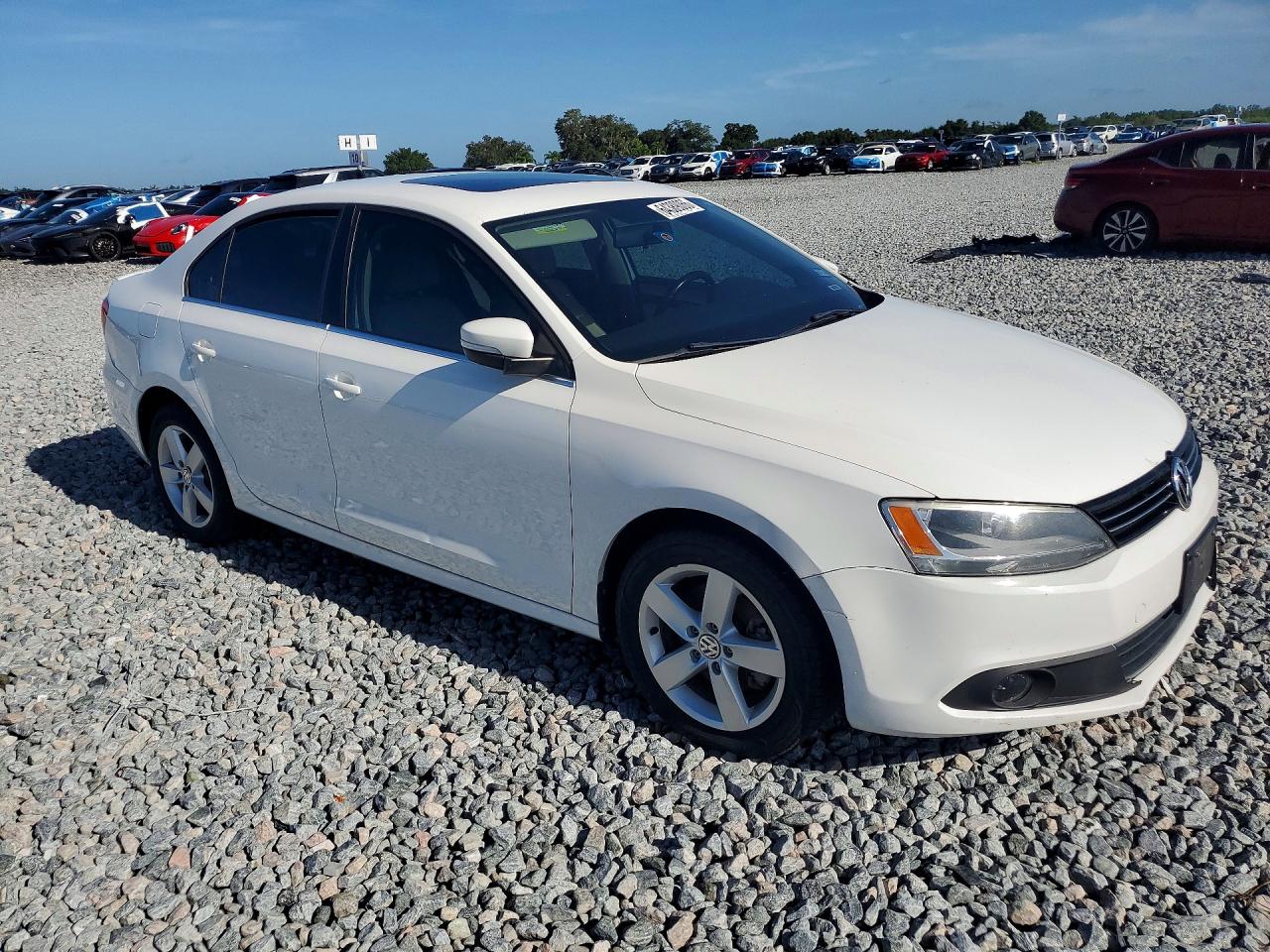 2012 Volkswagen Jetta Tdi White vin: 3VWLL7AJ3CM367414