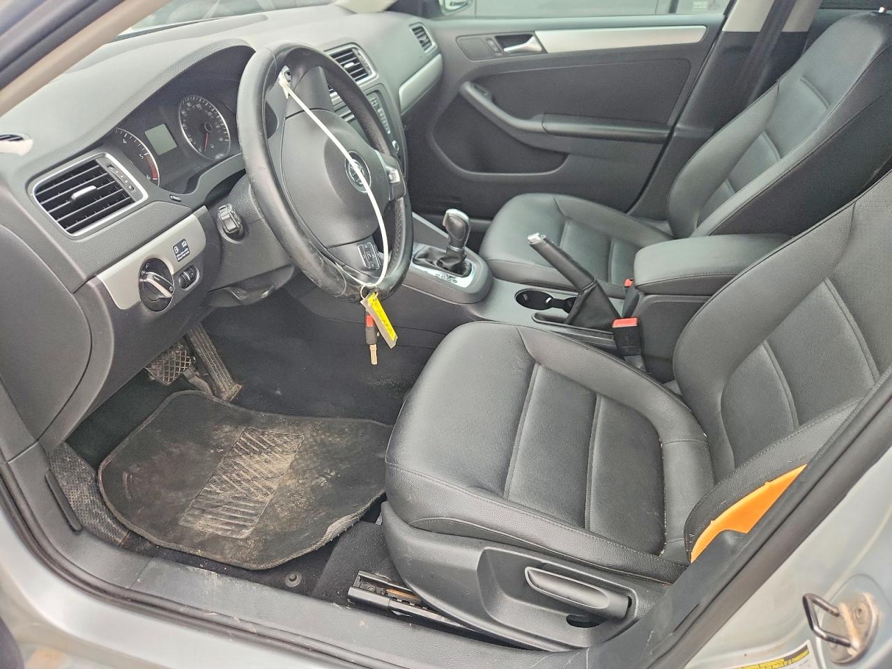 2012 Volkswagen Jetta Tdi Silver vin: 3VWLL7AJ3CM421780