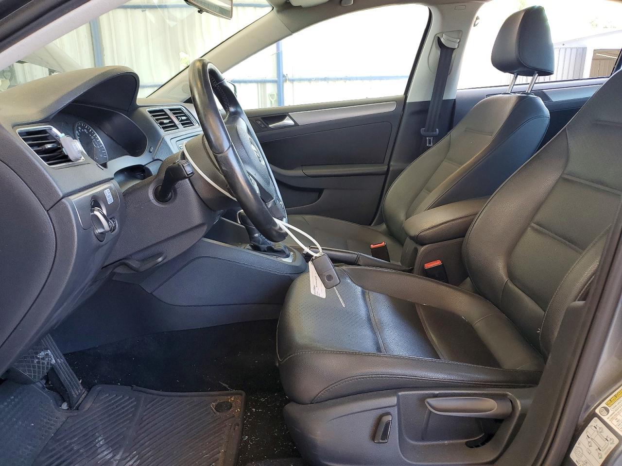 2013 Volkswagen Jetta Tdi Gray vin: 3VWLL7AJ3DM245587