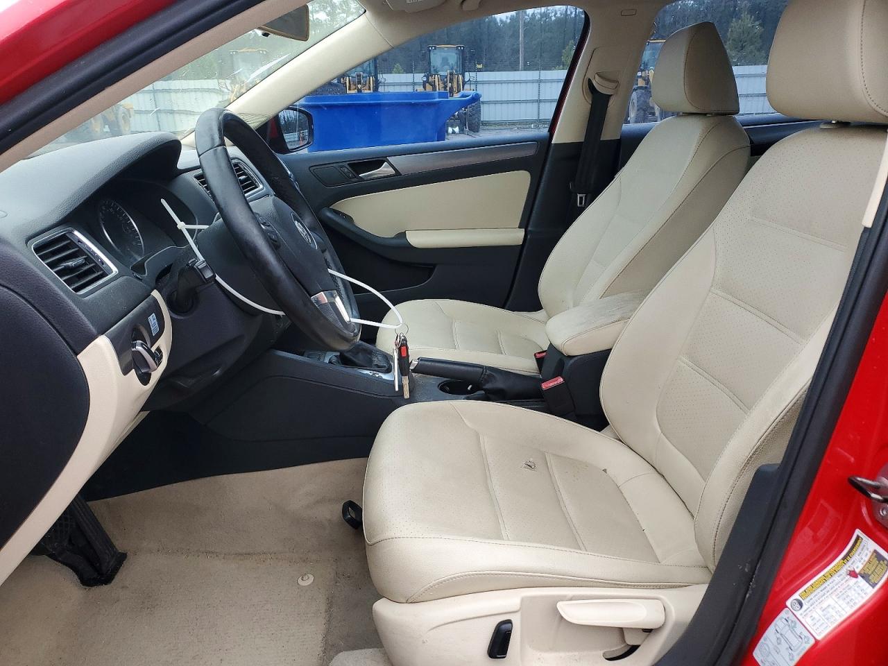 2013 Volkswagen Jetta Tdi Red vin: 3VWLL7AJ3DM421442