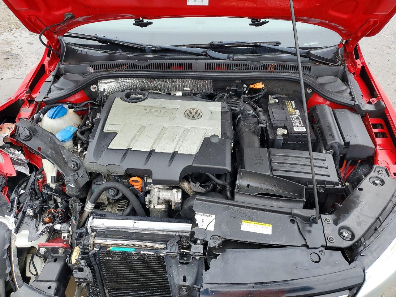 2013 Volkswagen Jetta Tdi Red vin: 3VWLL7AJ3DM421442
