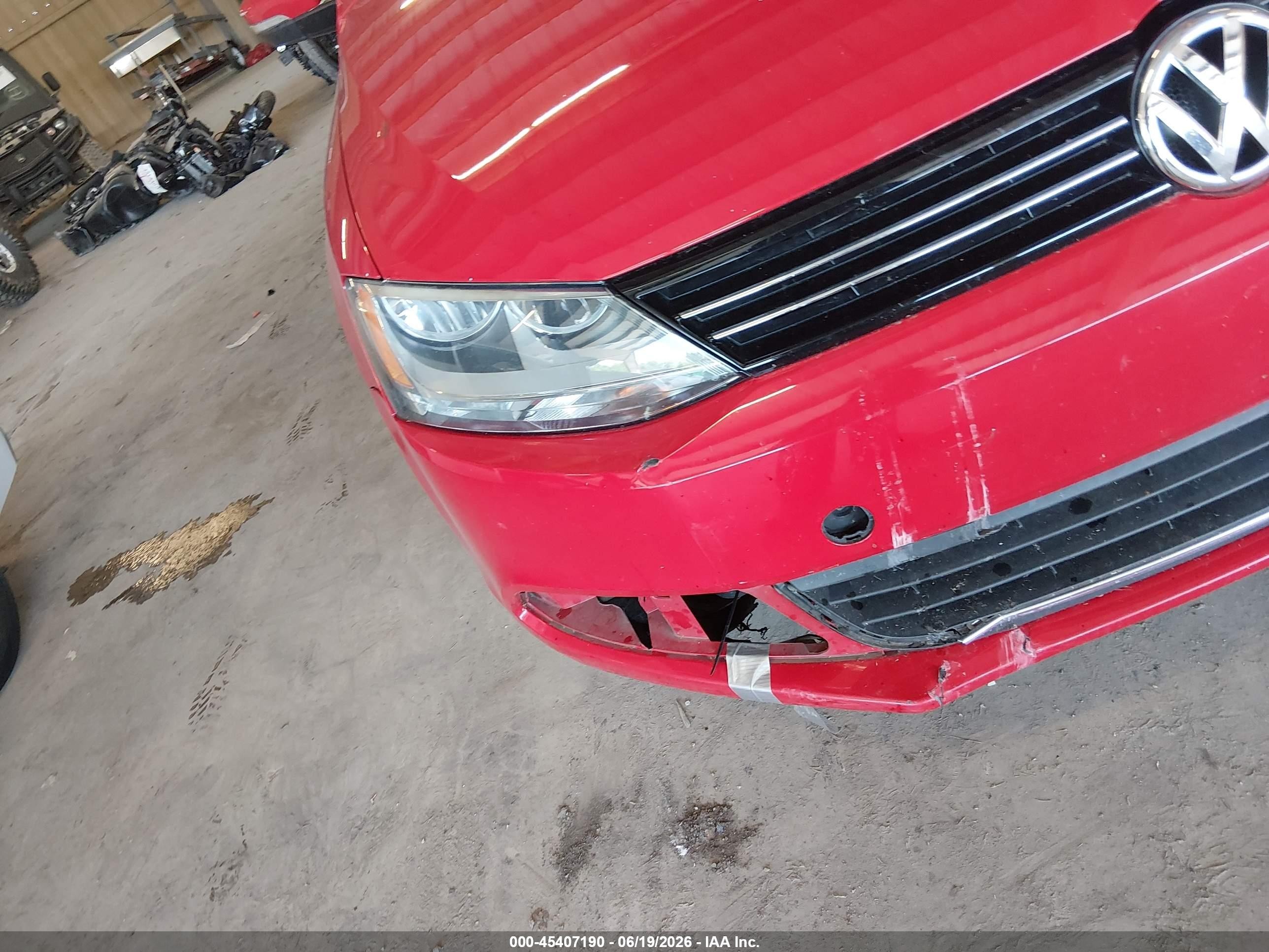 2014 Volkswagen Jetta 2.0l Tdi Red vin: 3VWLL7AJ3EM248670