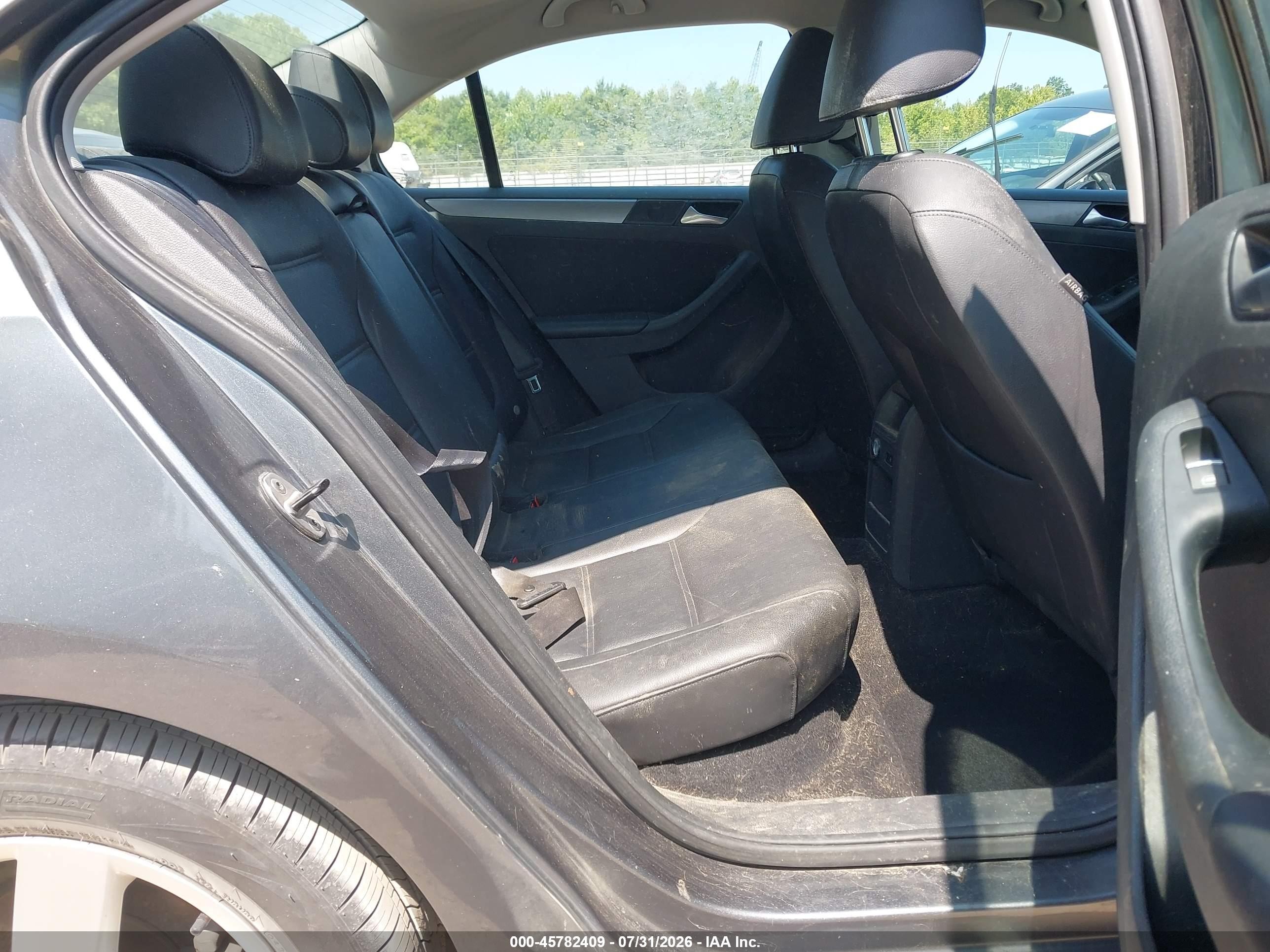 2014 Volkswagen Jetta 2.0l Tdi Gray vin: 3VWLL7AJ3EM322847