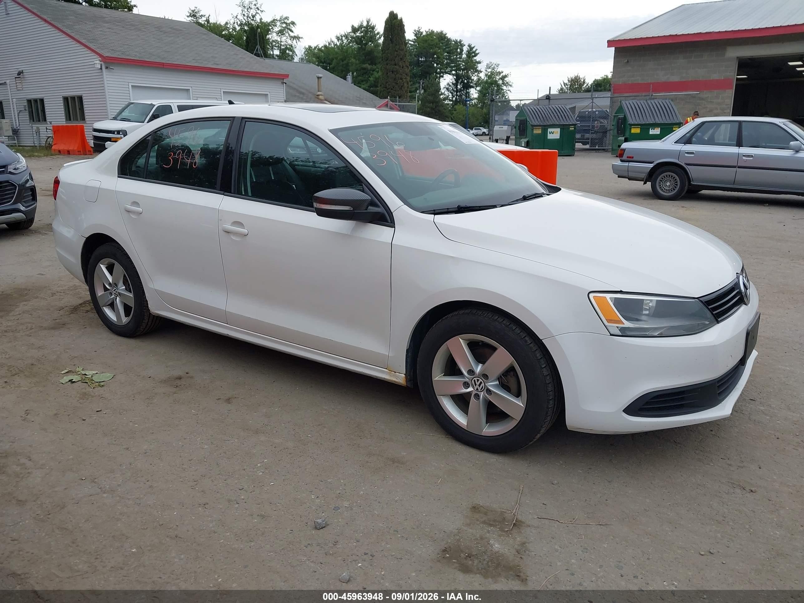2011 Volkswagen Jetta 2.0l Tdi White vin: 3VWLL7AJ4BM093106