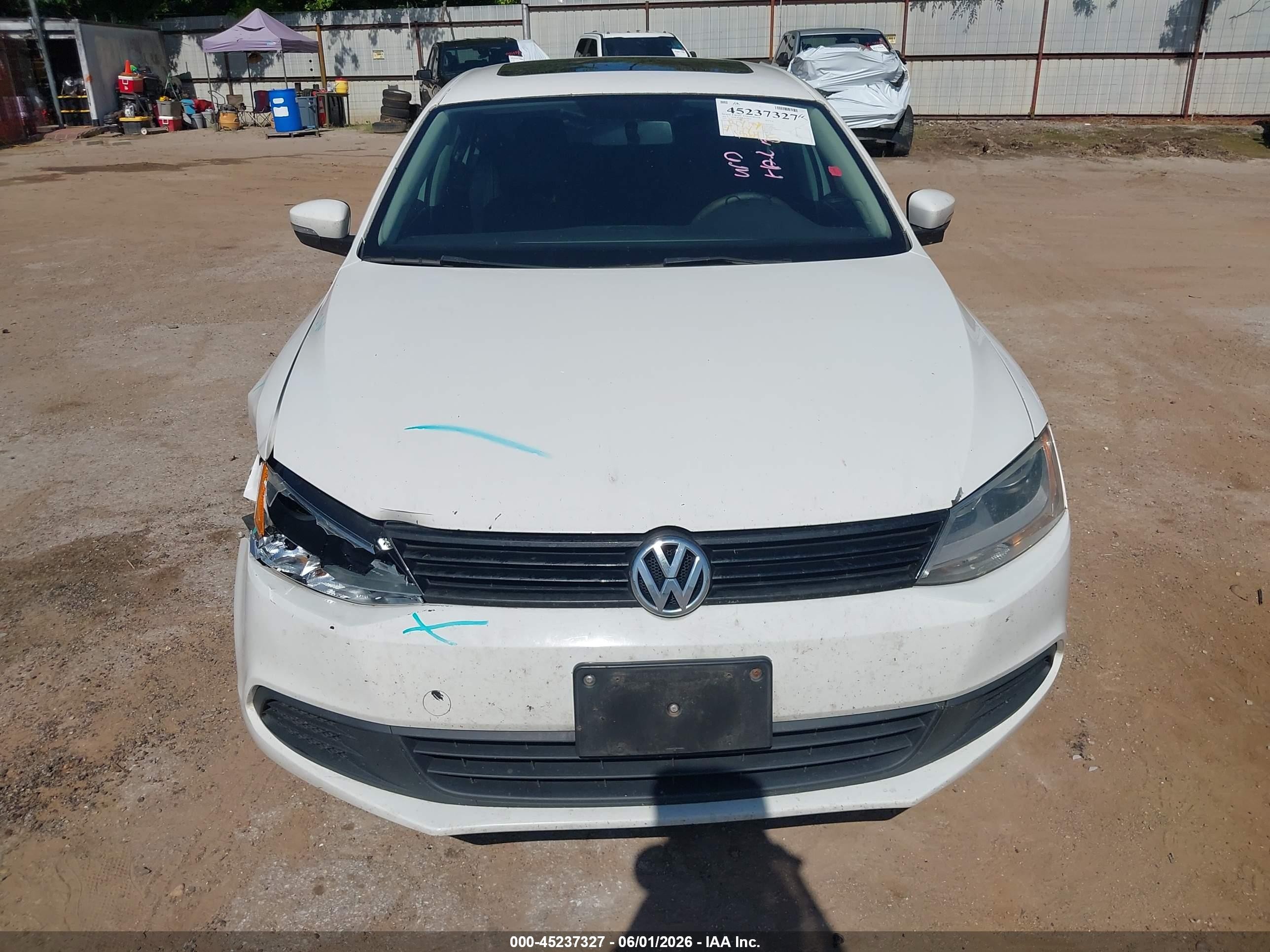 2011 Volkswagen Jetta 2.0l Tdi White vin: 3VWLL7AJ4BM111779