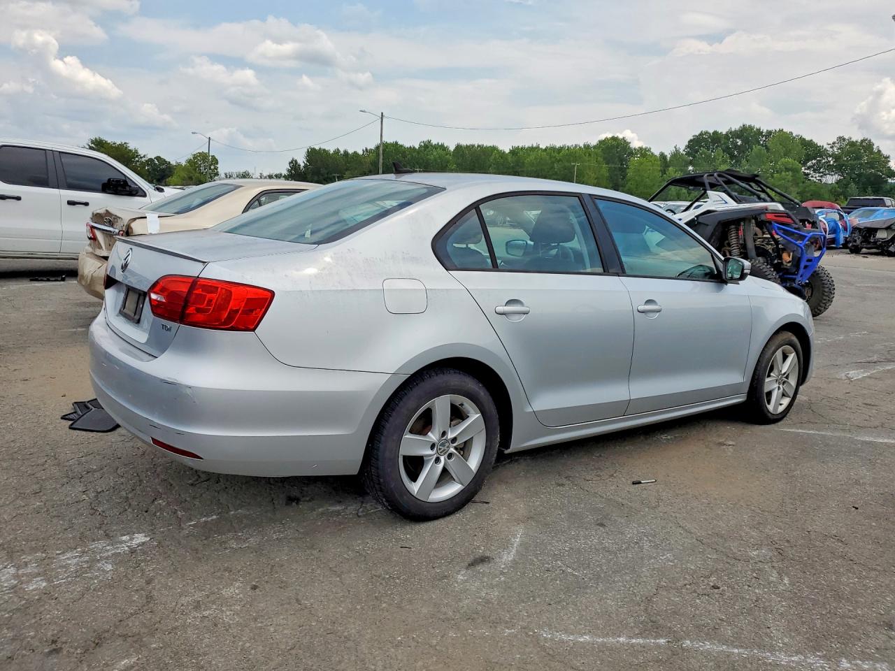 2012 Volkswagen Jetta Tdi Silver vin: 3VWLL7AJ4CM087856