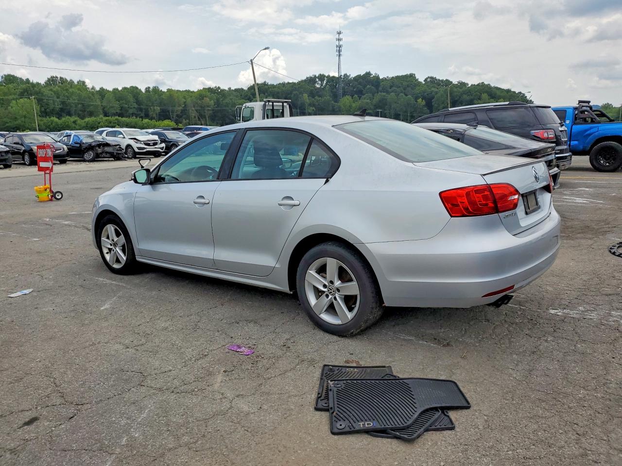 2012 Volkswagen Jetta Tdi Silver vin: 3VWLL7AJ4CM087856