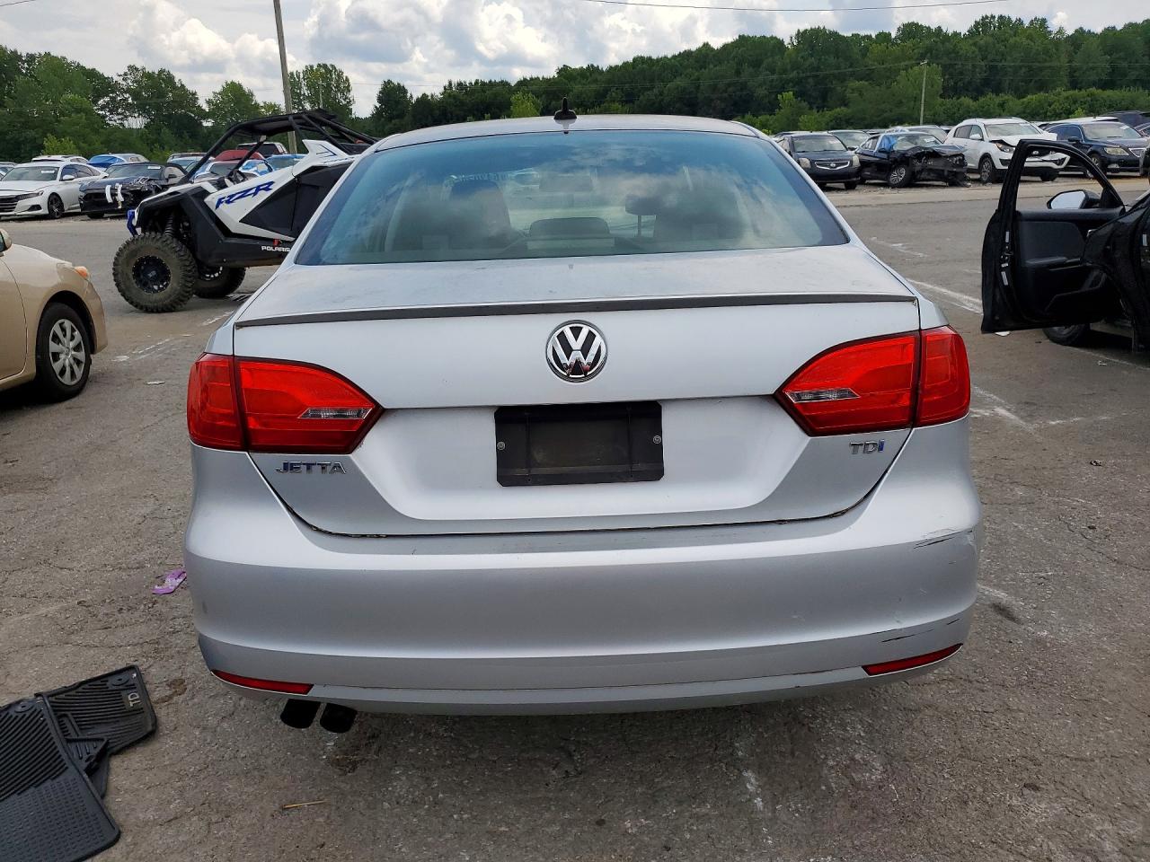 2012 Volkswagen Jetta Tdi Silver vin: 3VWLL7AJ4CM087856