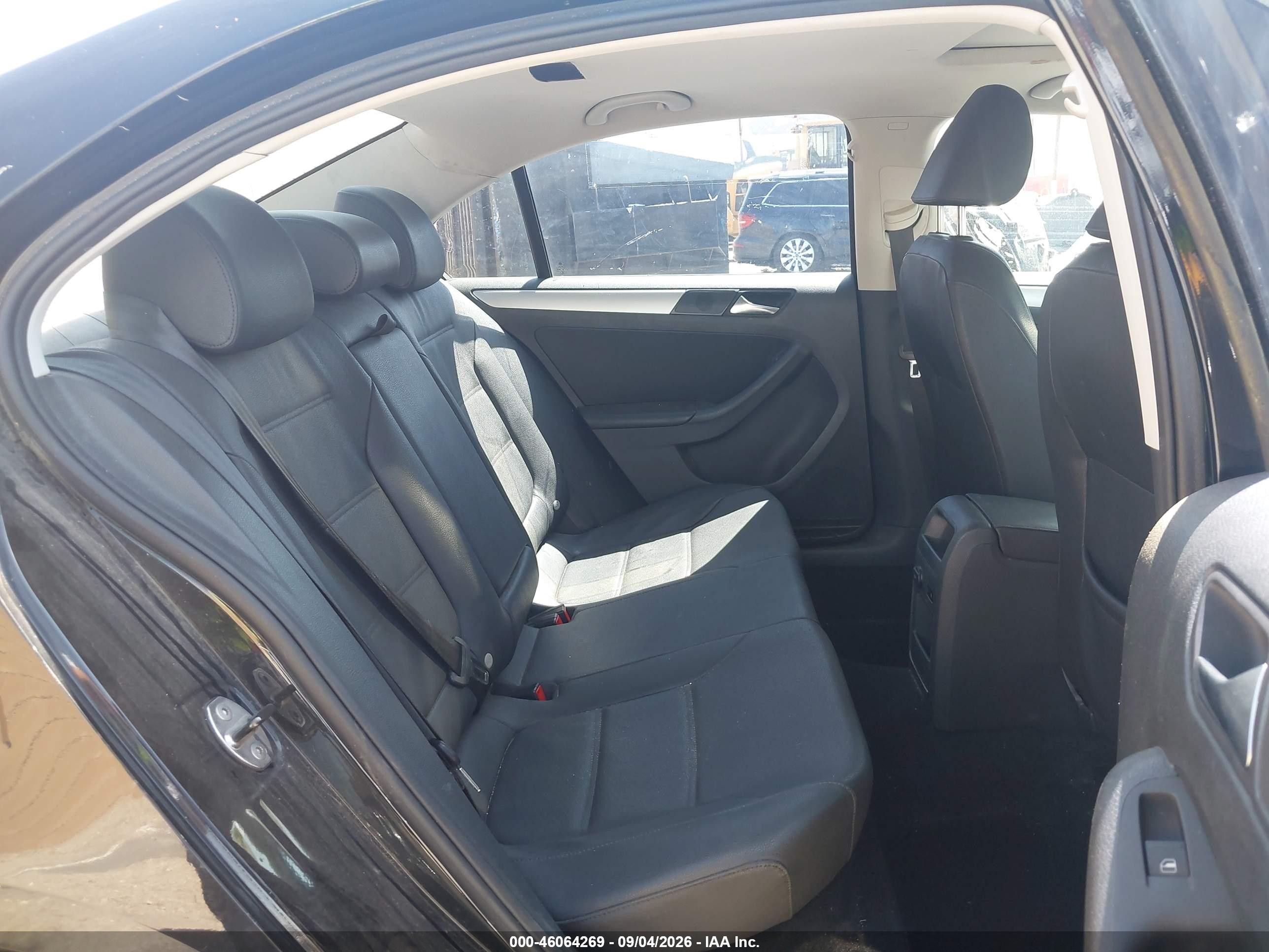 2012 Volkswagen Jetta 2.0l Tdi Черный vin: 3VWLL7AJ4CM338942