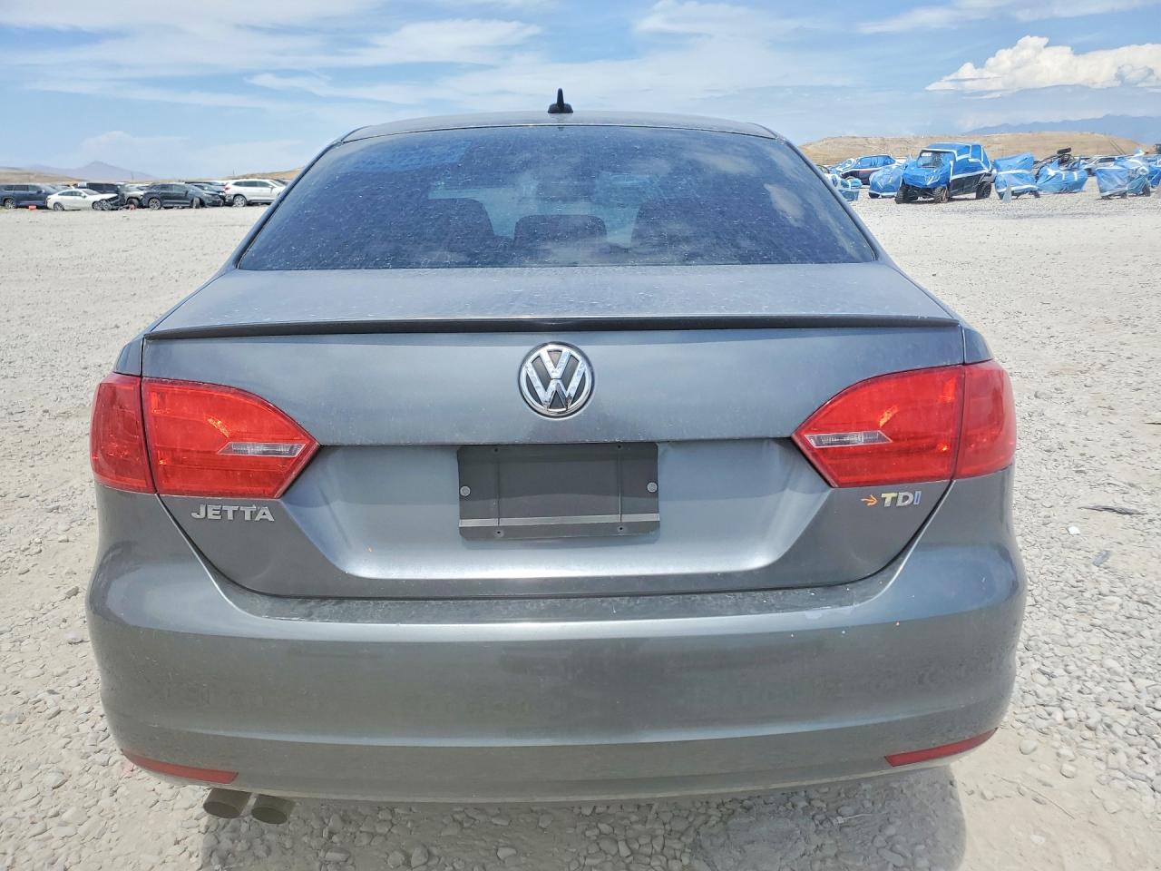 2012 Volkswagen Jetta Tdi Silver vin: 3VWLL7AJ4CM348533