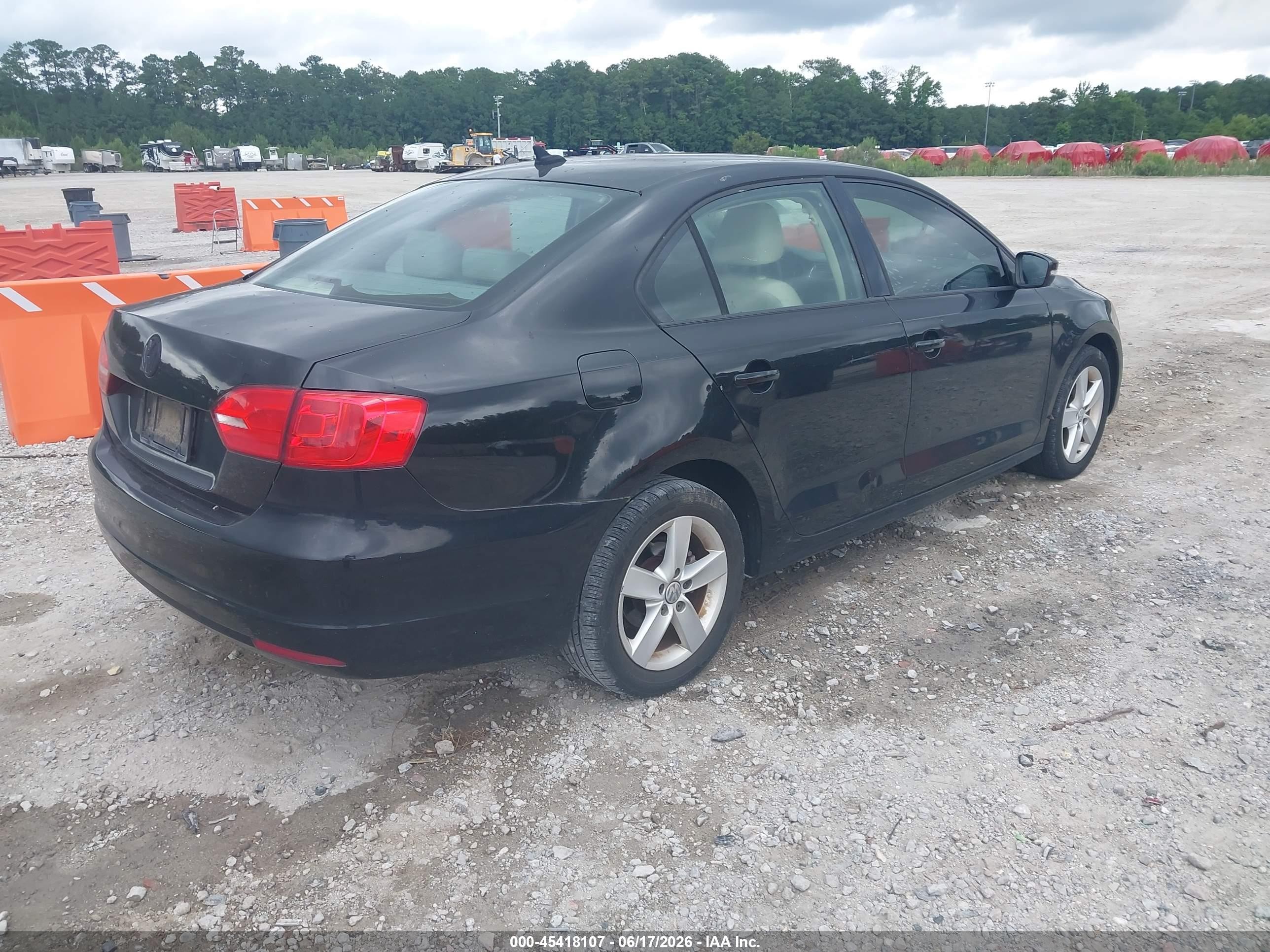 2013 Volkswagen Jetta 2.0l Tdi Black vin: 3VWLL7AJ4DM381727