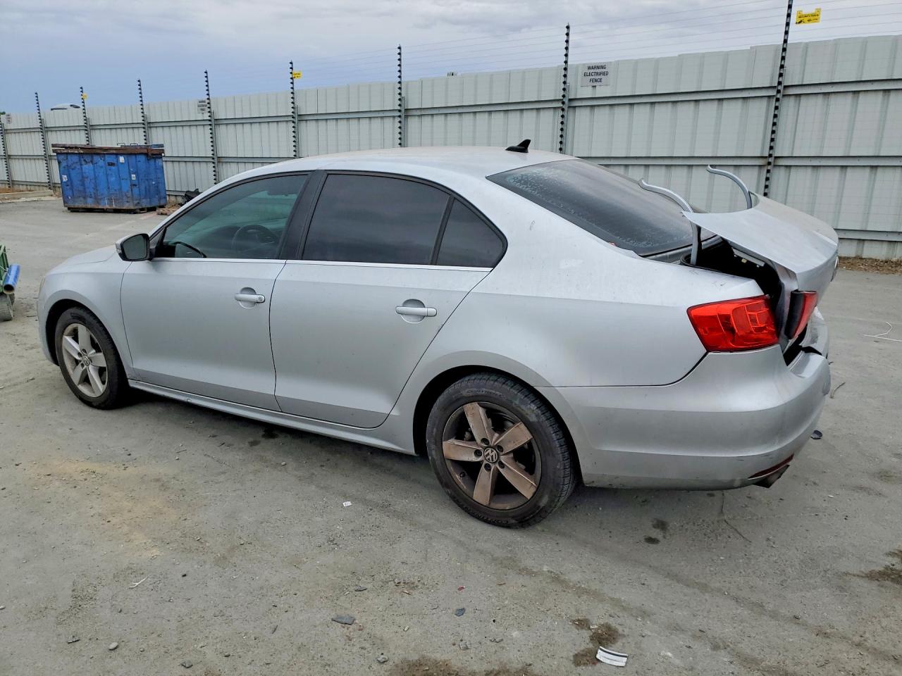 2014 Volkswagen Jetta Tdi Silver vin: 3VWLL7AJ4EM294301