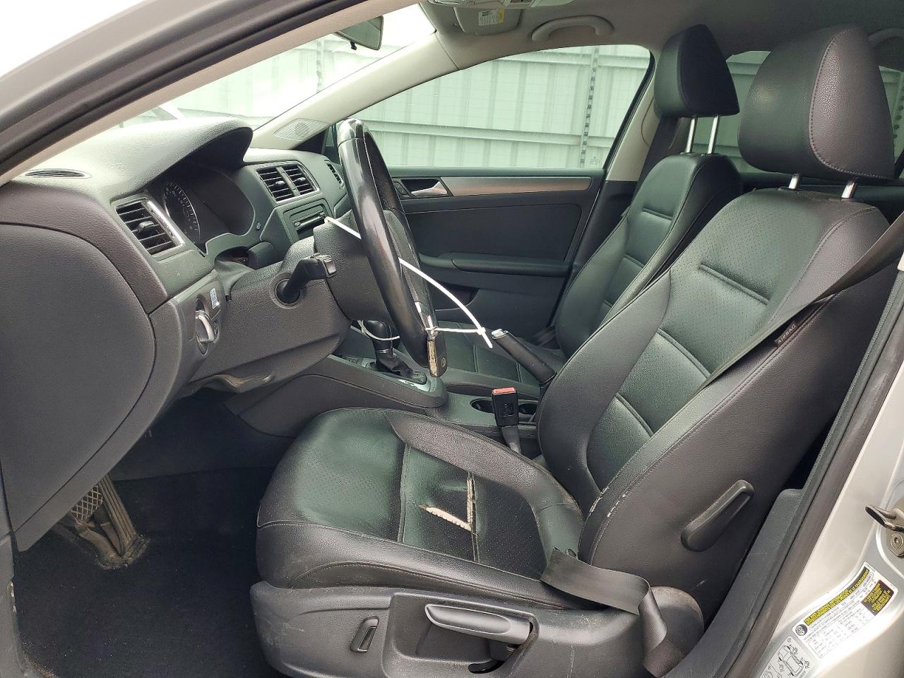 2014 Volkswagen Jetta Tdi Silver vin: 3VWLL7AJ4EM294301