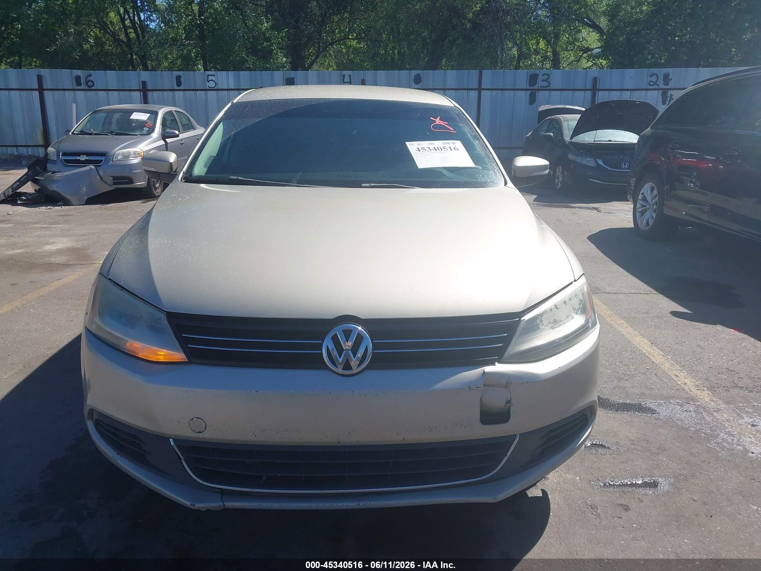 2014 Volkswagen Jetta 2.0l Tdi Champagne vin: 3VWLL7AJ4EM299076