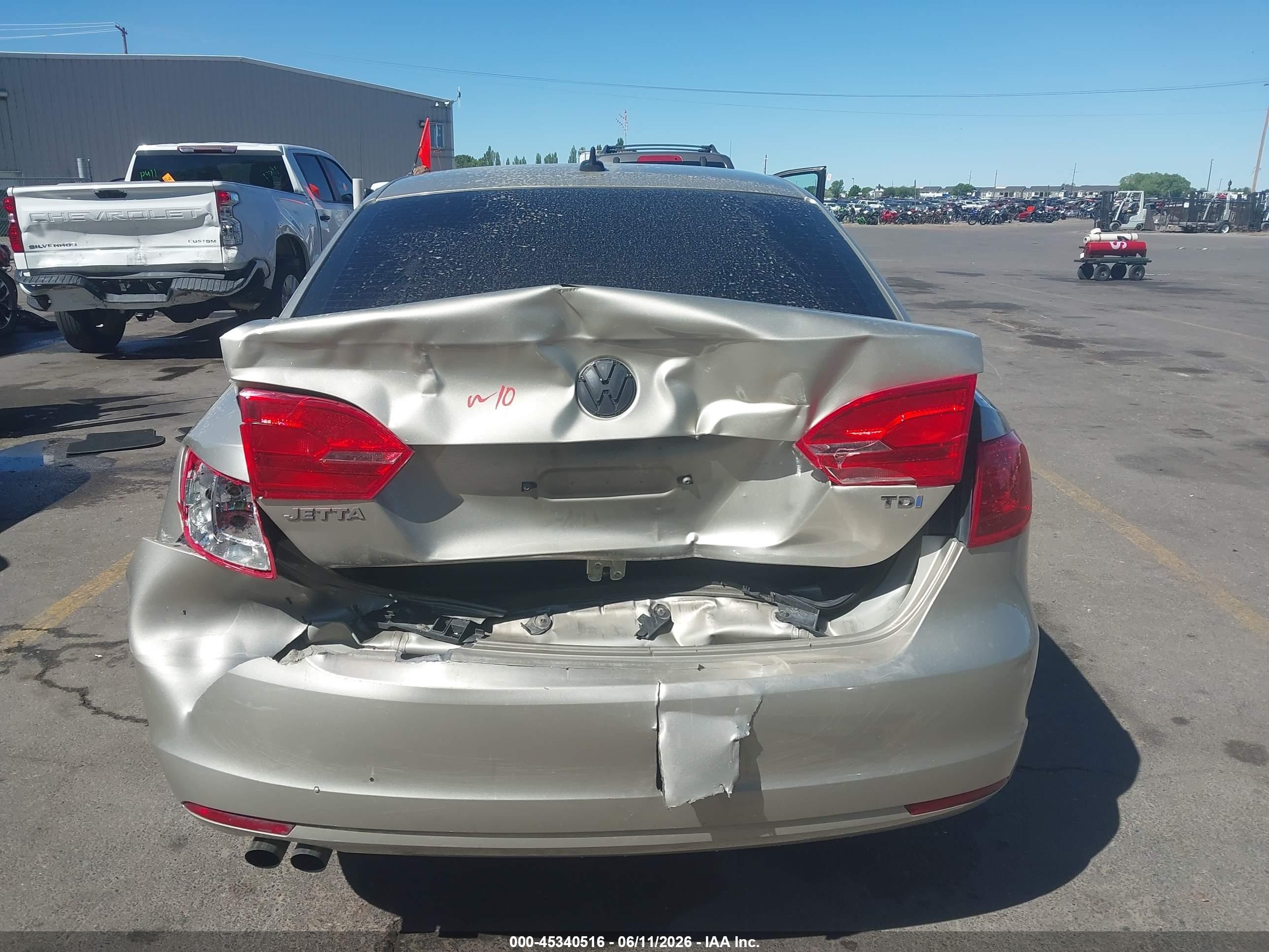 2014 Volkswagen Jetta 2.0l Tdi Champagne vin: 3VWLL7AJ4EM299076