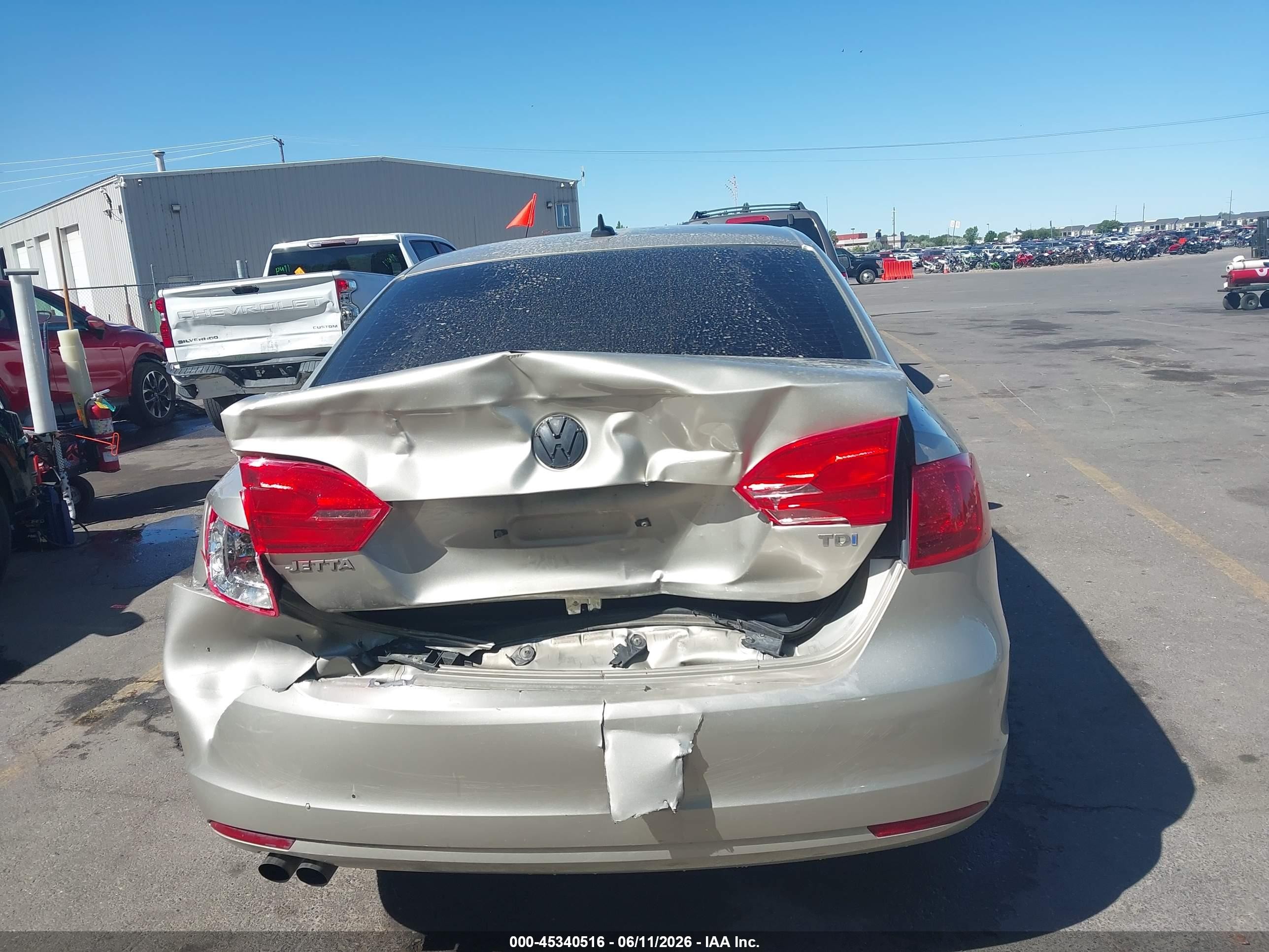 2014 Volkswagen Jetta 2.0l Tdi Champagne vin: 3VWLL7AJ4EM299076