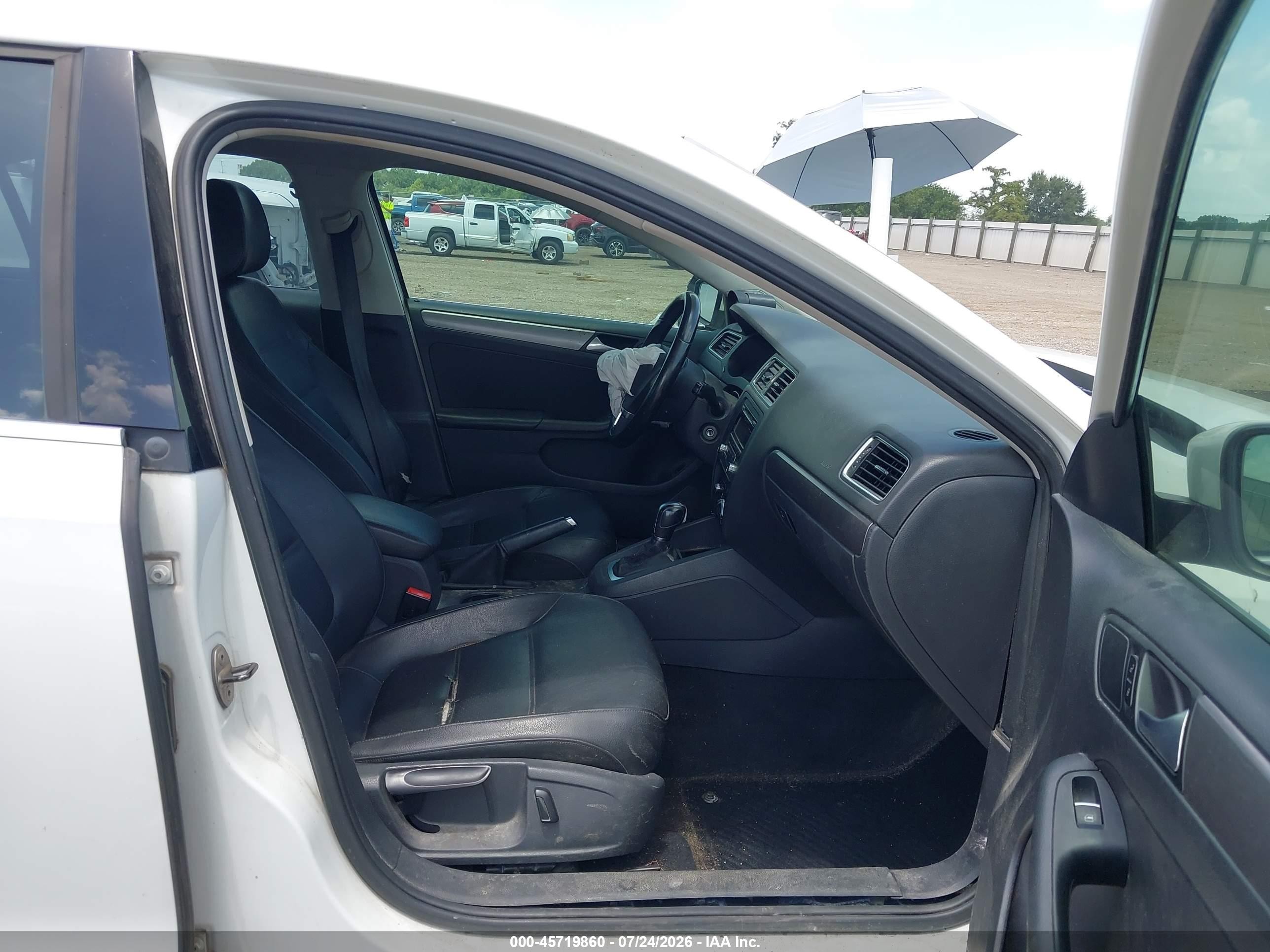 2014 Volkswagen Jetta 2.0l Tdi White vin: 3VWLL7AJ4EM302591