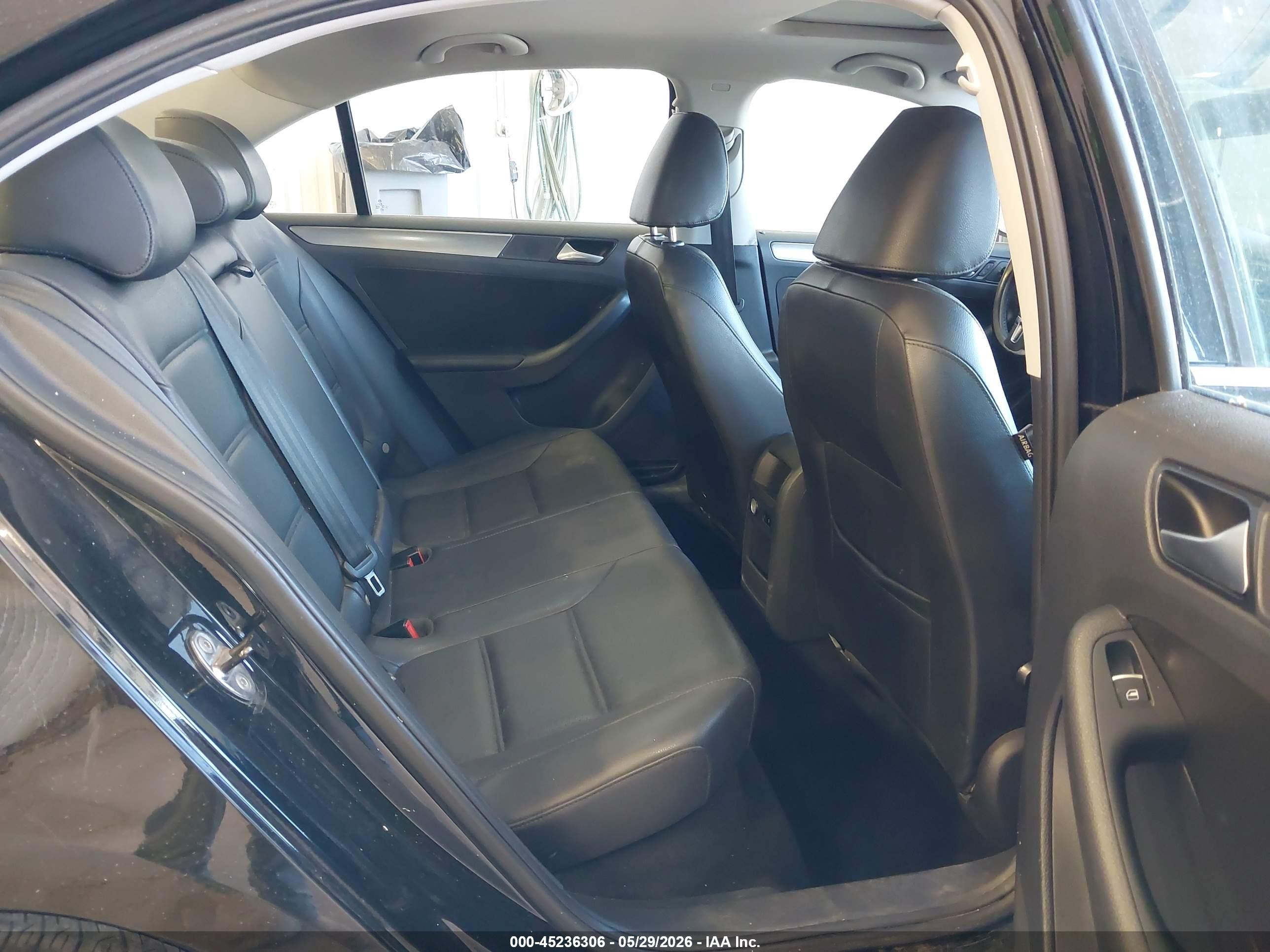 2014 Volkswagen Jetta 2.0l Tdi Black vin: 3VWLL7AJ4EM357932