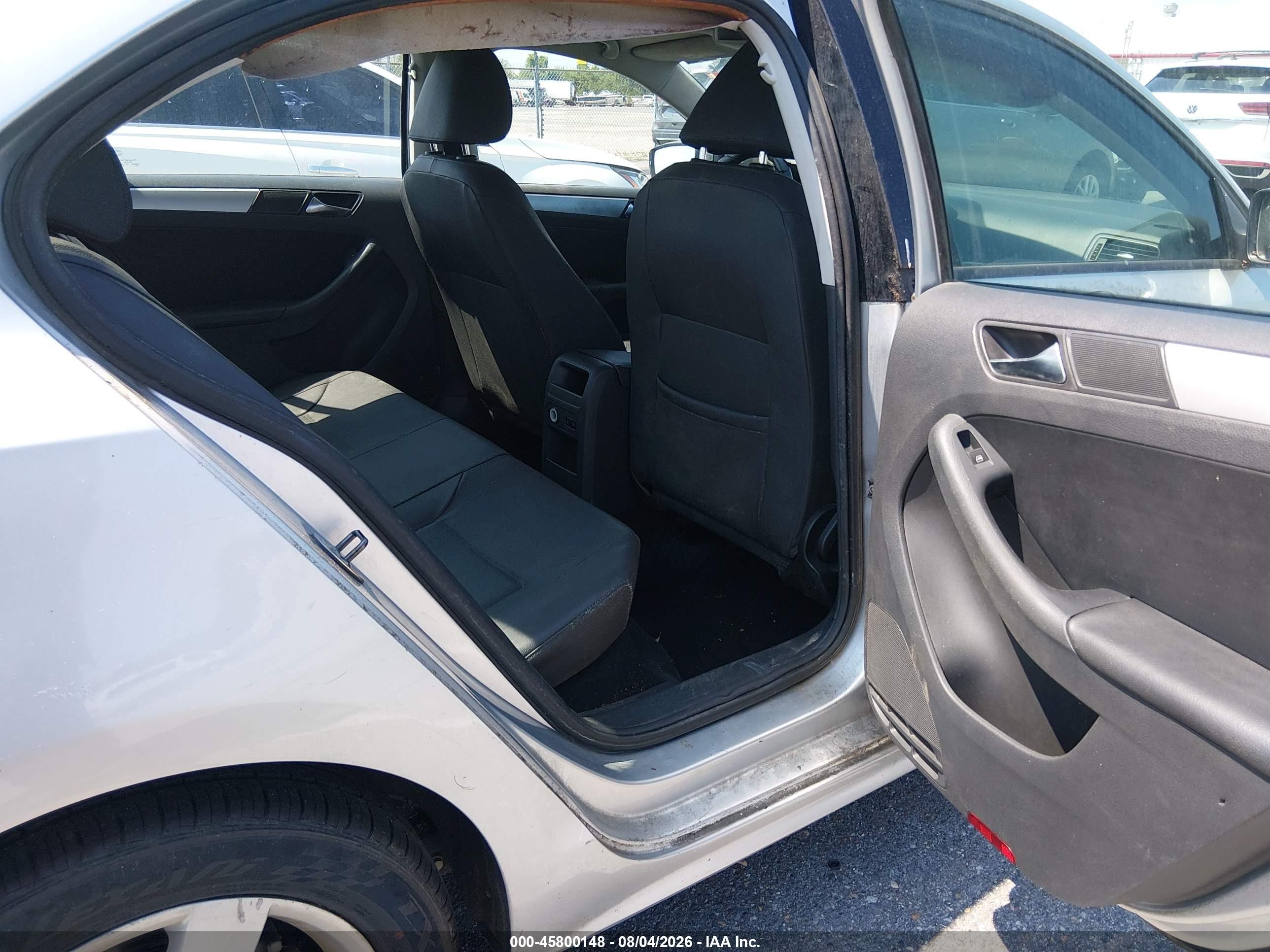 2012 Volkswagen Jetta 2.0l Tdi Silver vin: 3VWLL7AJ5CM012552