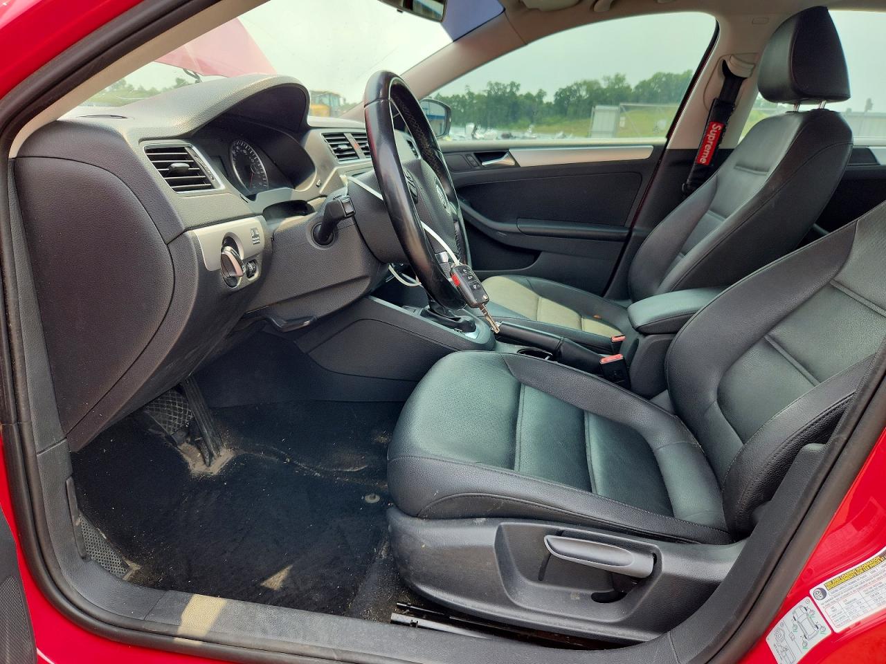 2012 Volkswagen Jetta Tdi Red vin: 3VWLL7AJ5CM329005