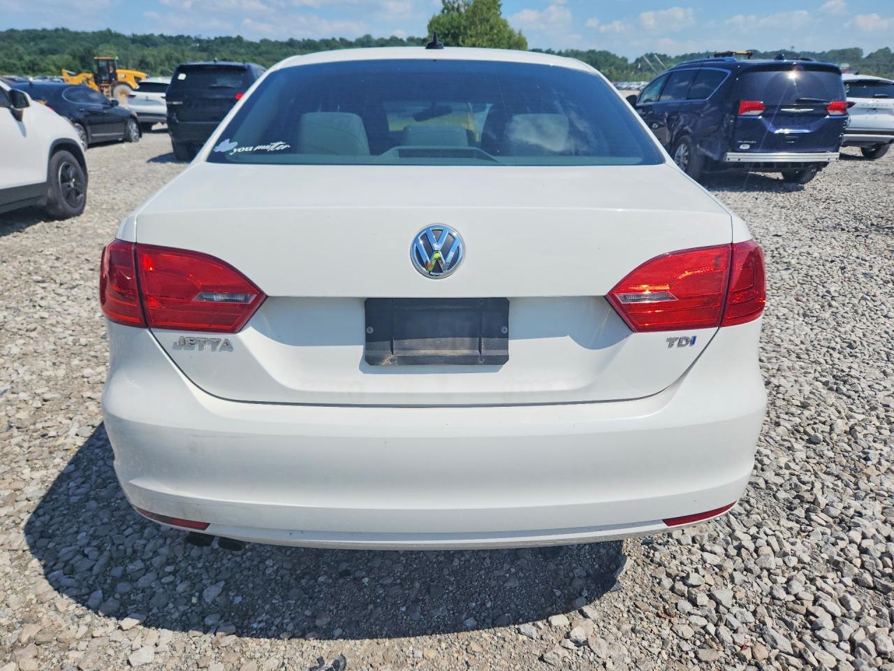 2012 Volkswagen Jetta Tdi White vin: 3VWLL7AJ5CM377555