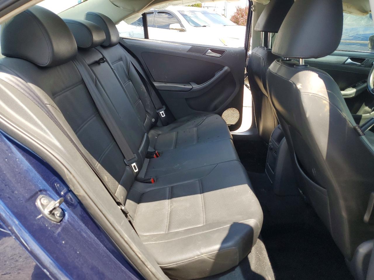 2013 Volkswagen Jetta Tdi Blue vin: 3VWLL7AJ5DM275660