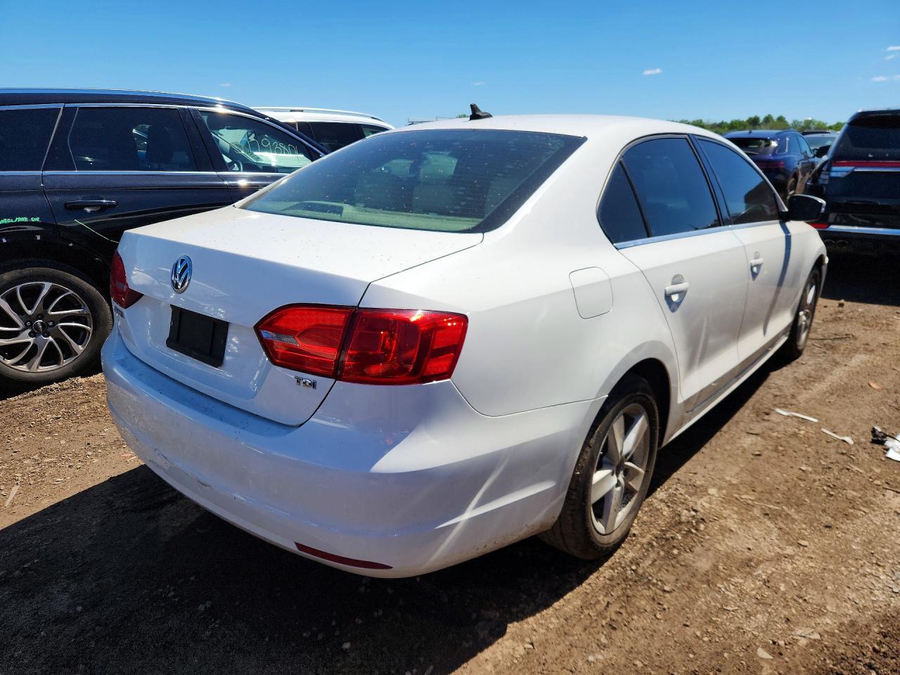 2013 Volkswagen Jetta Tdi White vin: 3VWLL7AJ5DM381400