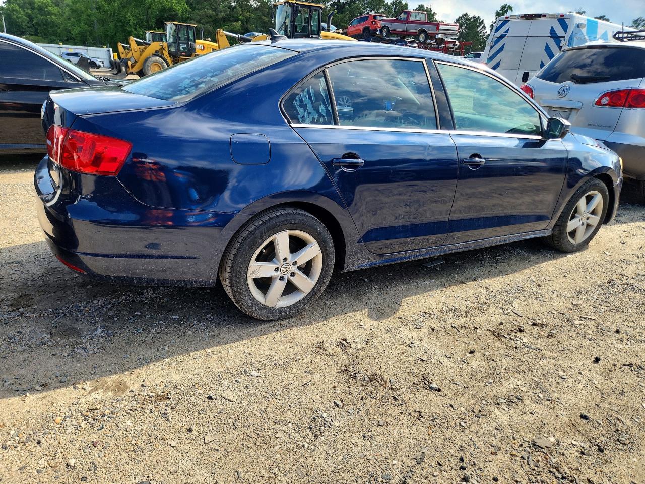 2013 Volkswagen Jetta Tdi Blue vin: 3VWLL7AJ5DM384524