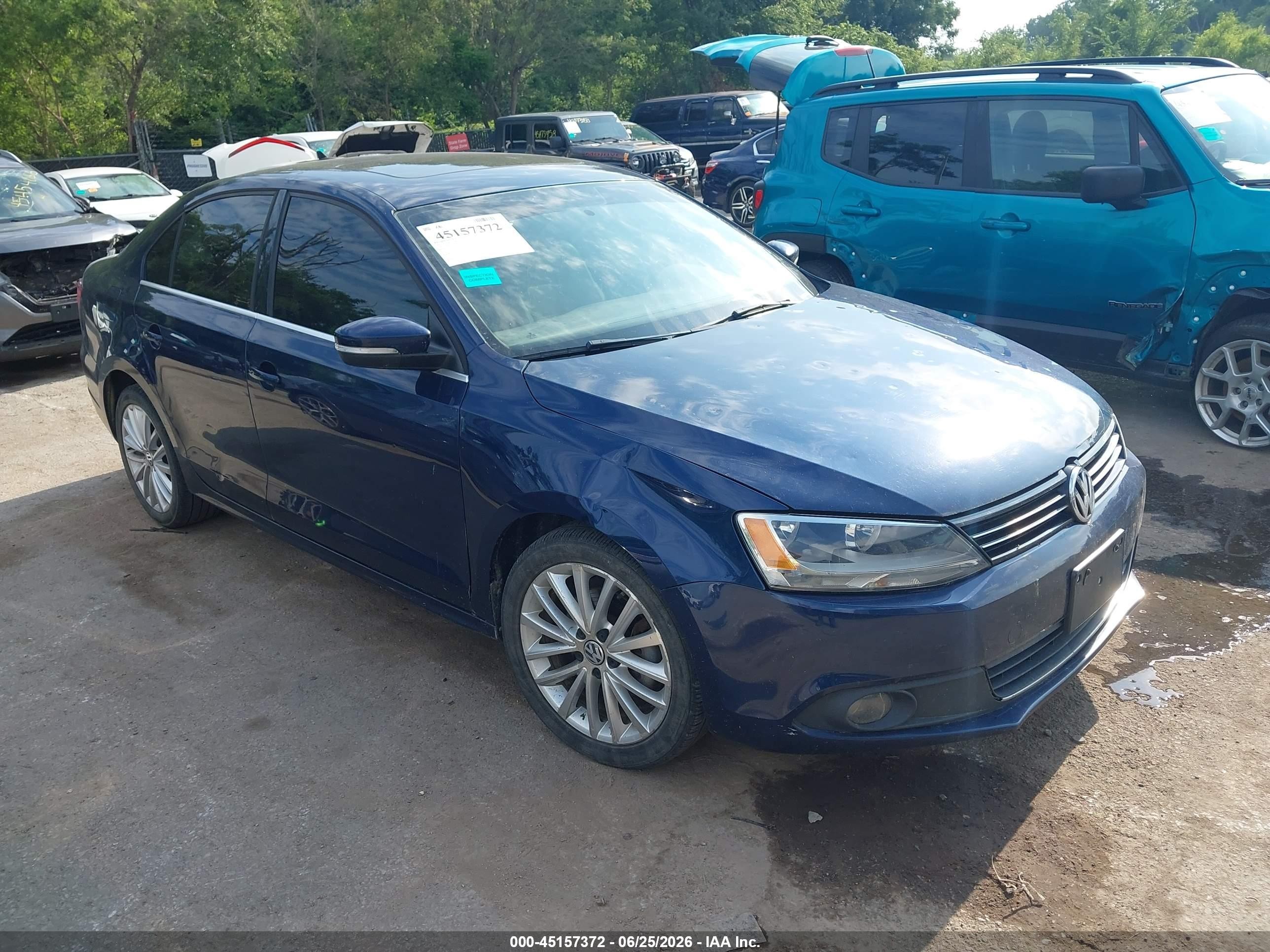 2013 Volkswagen Jetta 2.0l Tdi Dark Blue vin: 3VWLL7AJ5DM386046