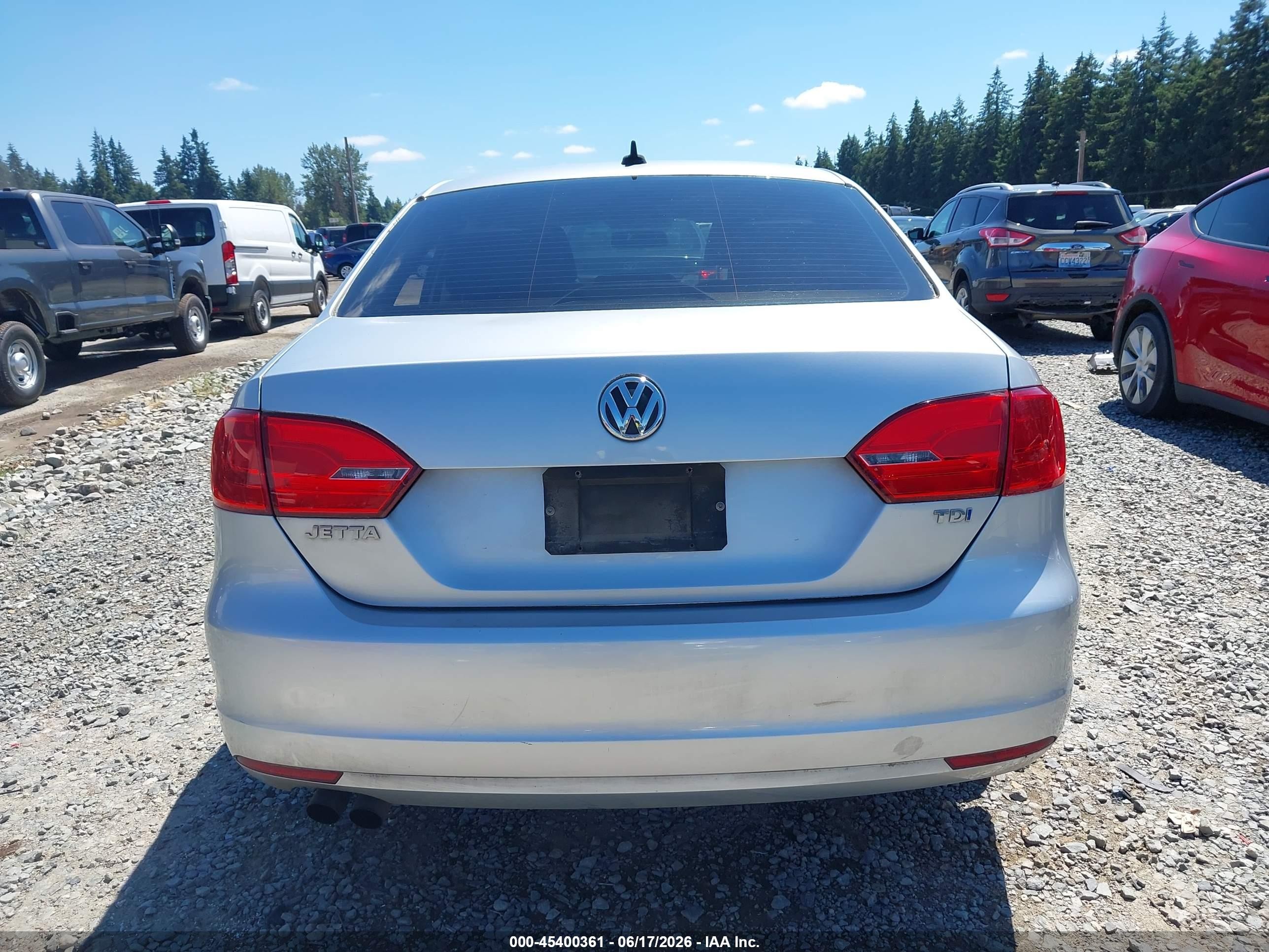 2013 Volkswagen Jetta 2.0l Tdi Silver vin: 3VWLL7AJ5DM426870
