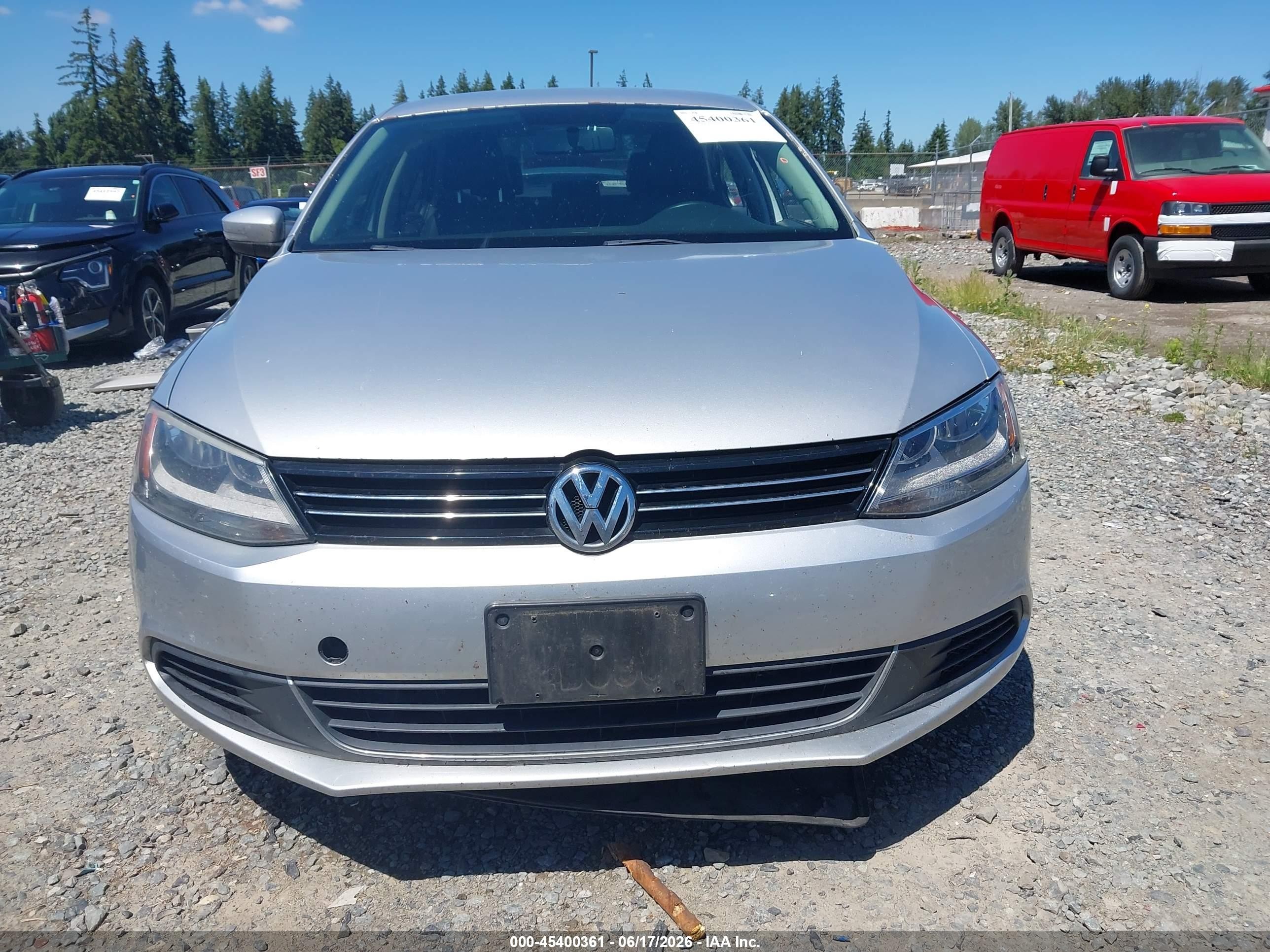 2013 Volkswagen Jetta 2.0l Tdi Silver vin: 3VWLL7AJ5DM426870