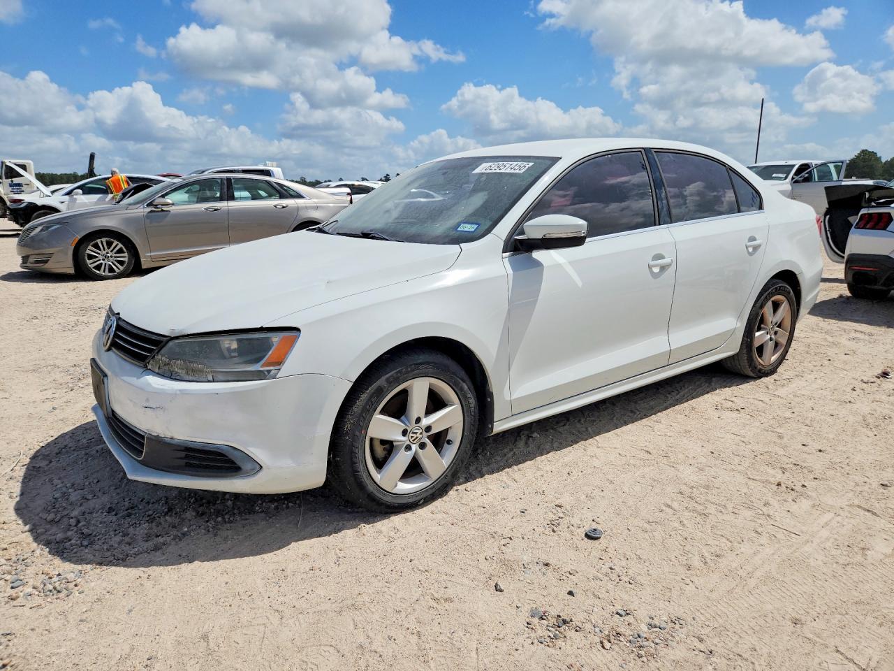 2014 Volkswagen Jetta Tdi White vin: 3VWLL7AJ5EM416888