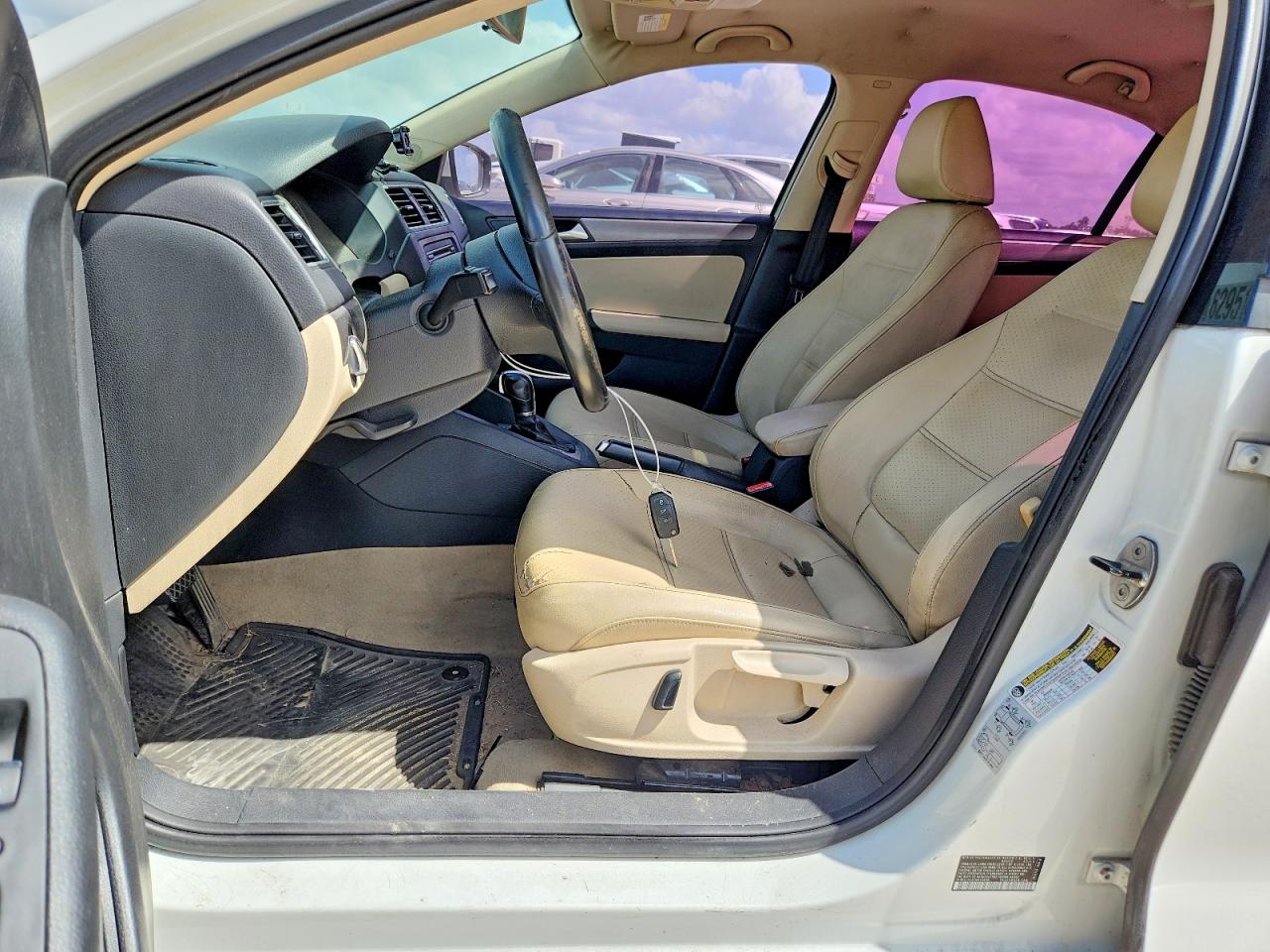 2014 Volkswagen Jetta Tdi White vin: 3VWLL7AJ5EM416888